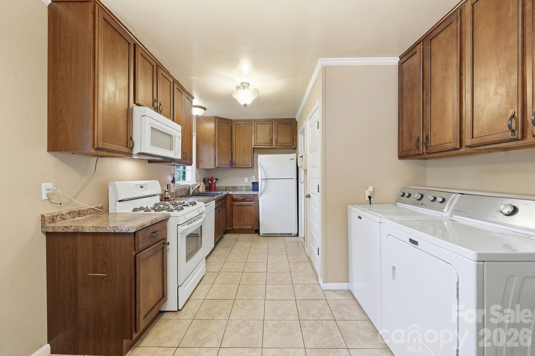 135 Cantiberry Drive — Salisbury