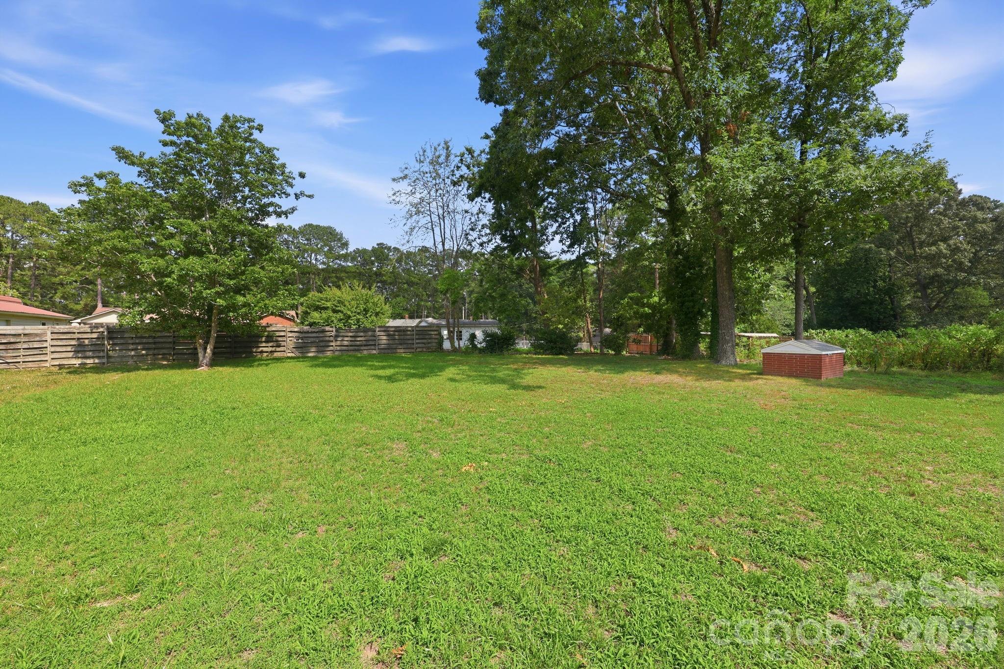 135 Cantiberry Drive — Salisbury
