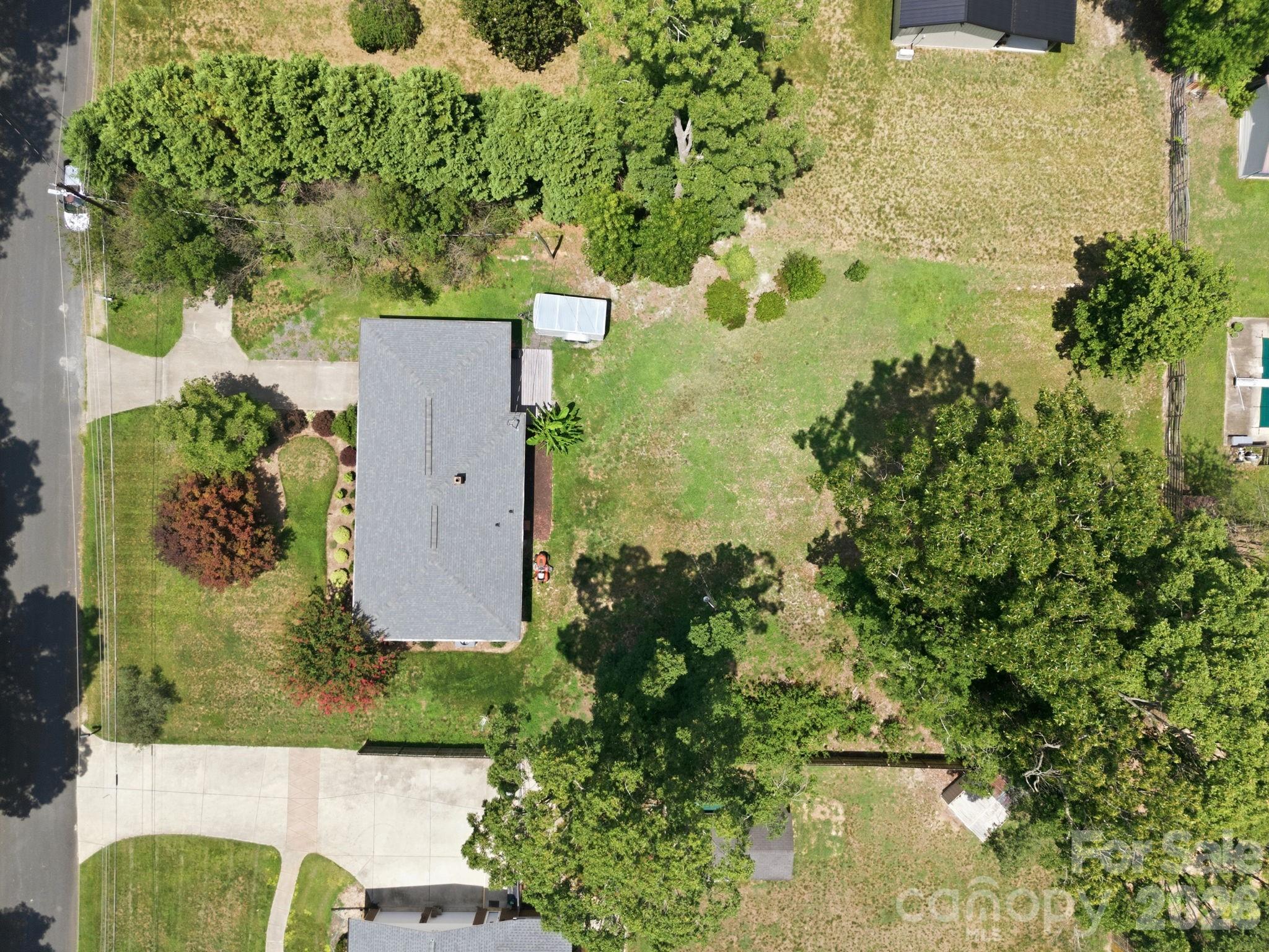 135 Cantiberry Drive — Salisbury