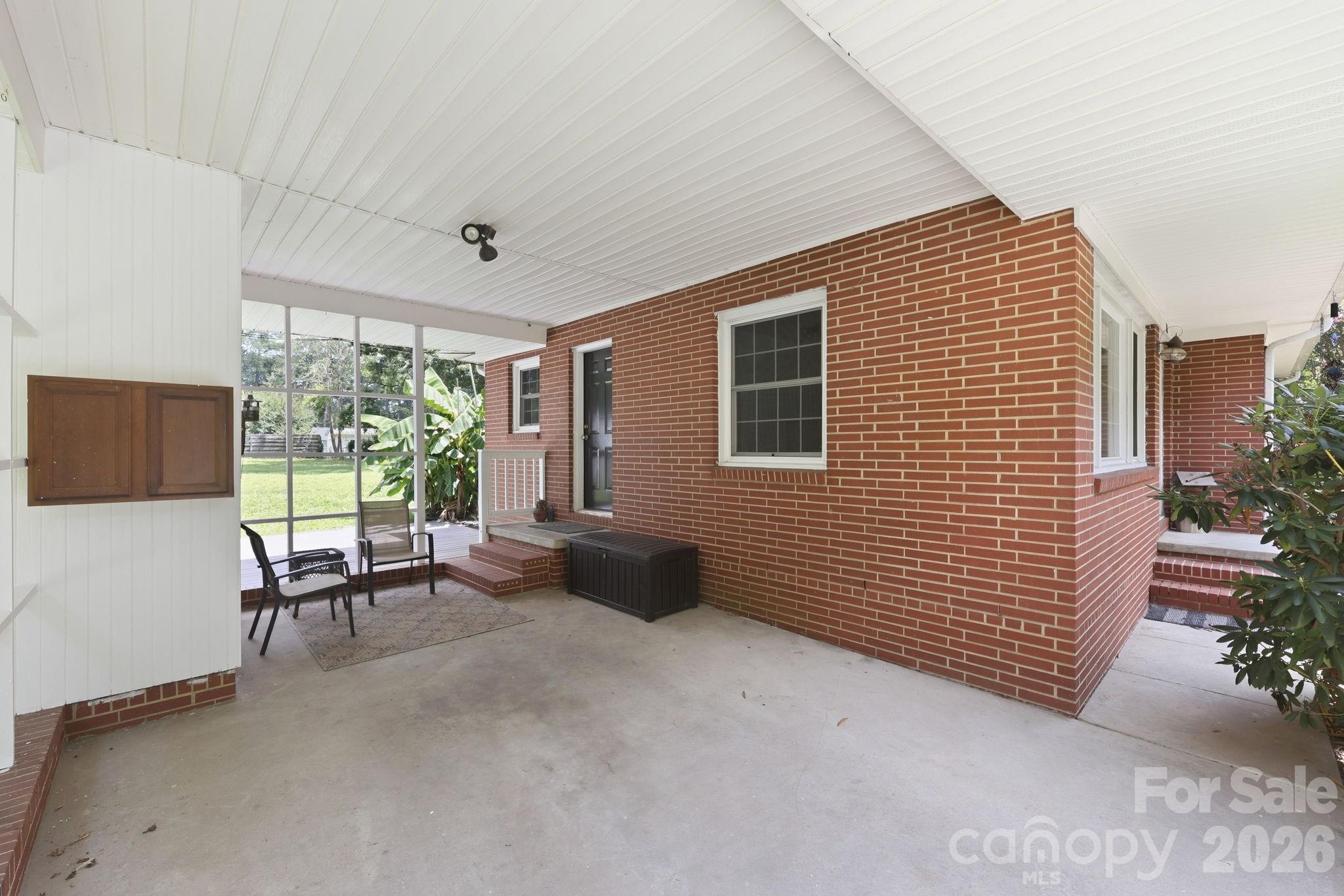 135 Cantiberry Drive — Salisbury