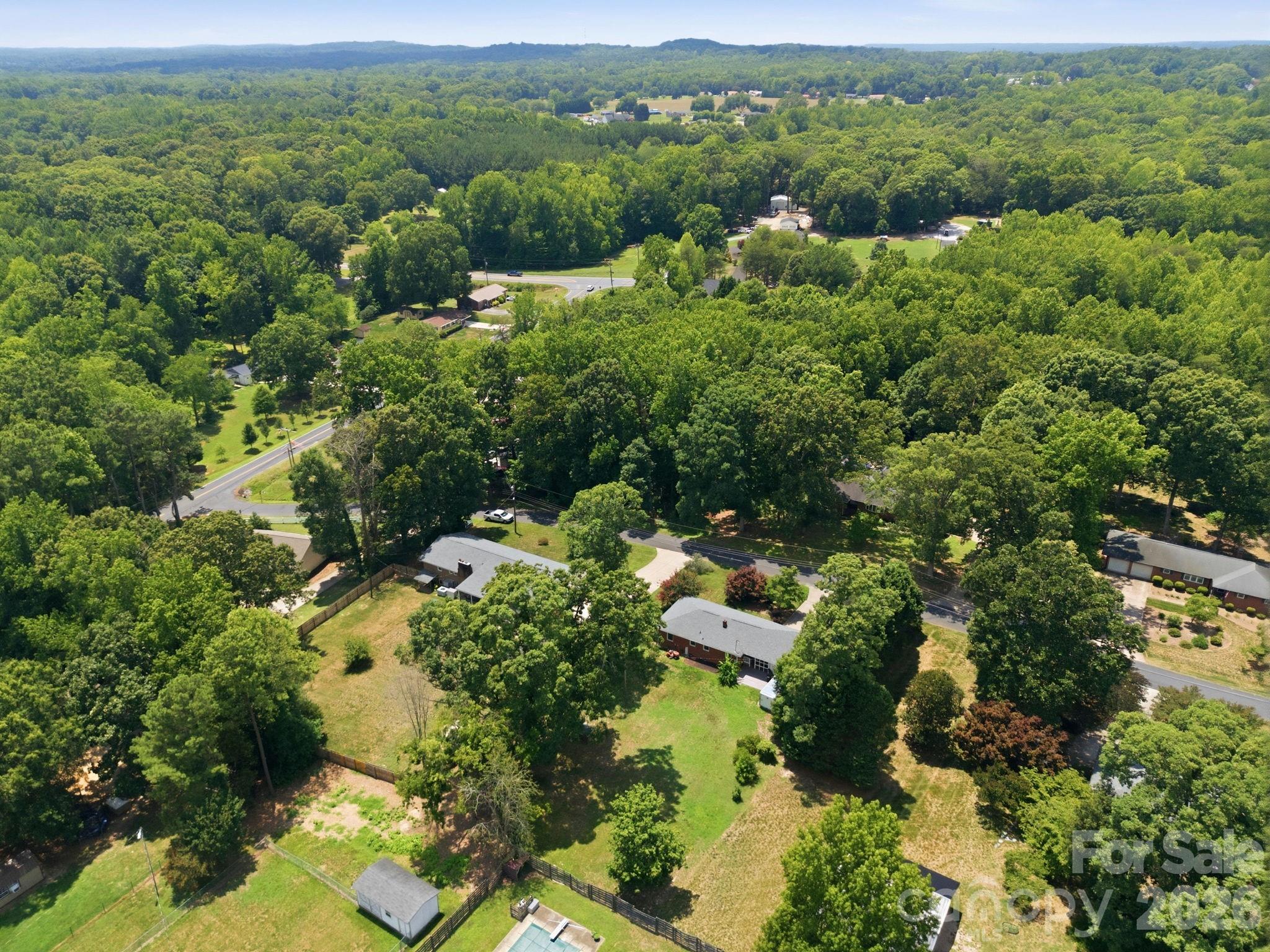 135 Cantiberry Drive — Salisbury