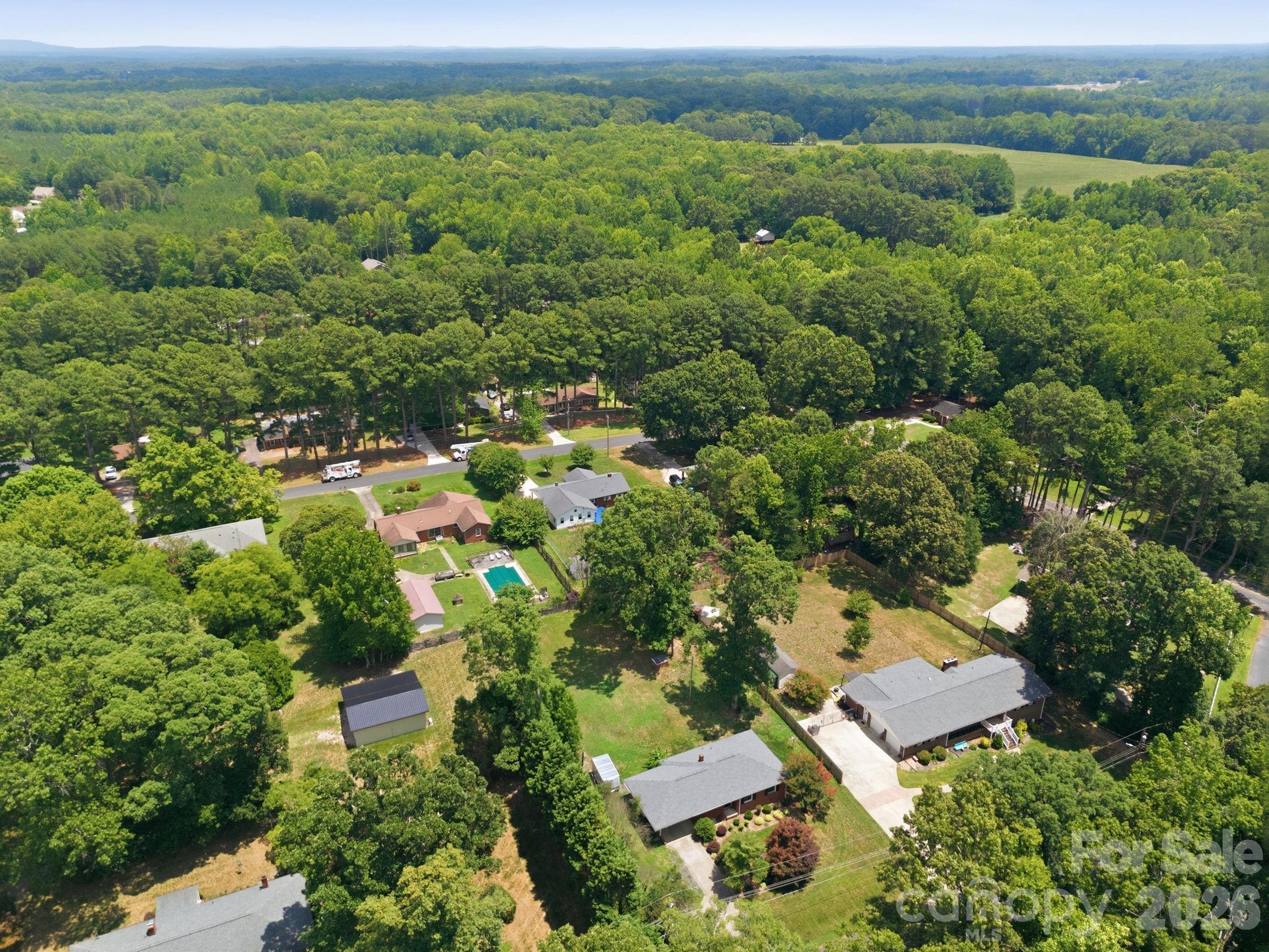 135 Cantiberry Drive — Salisbury