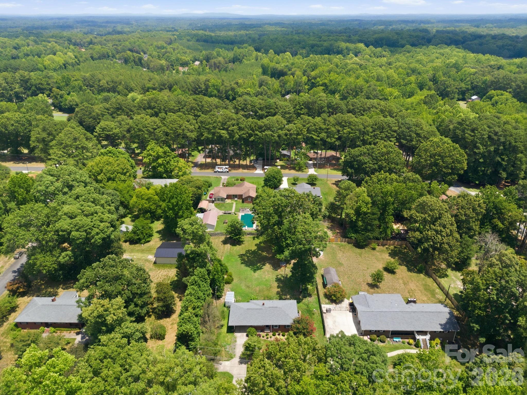 135 Cantiberry Drive — Salisbury