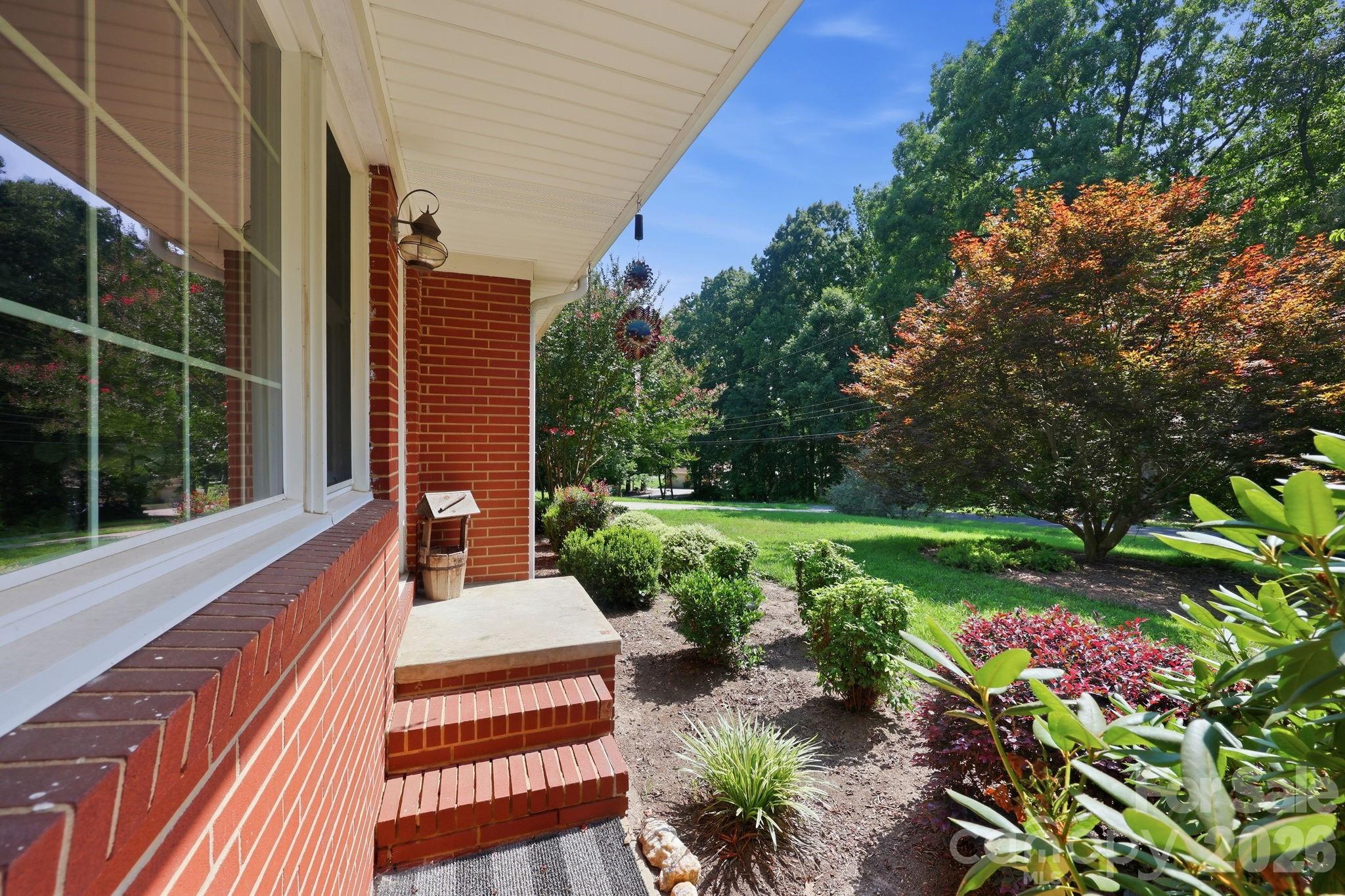 135 Cantiberry Drive — Salisbury