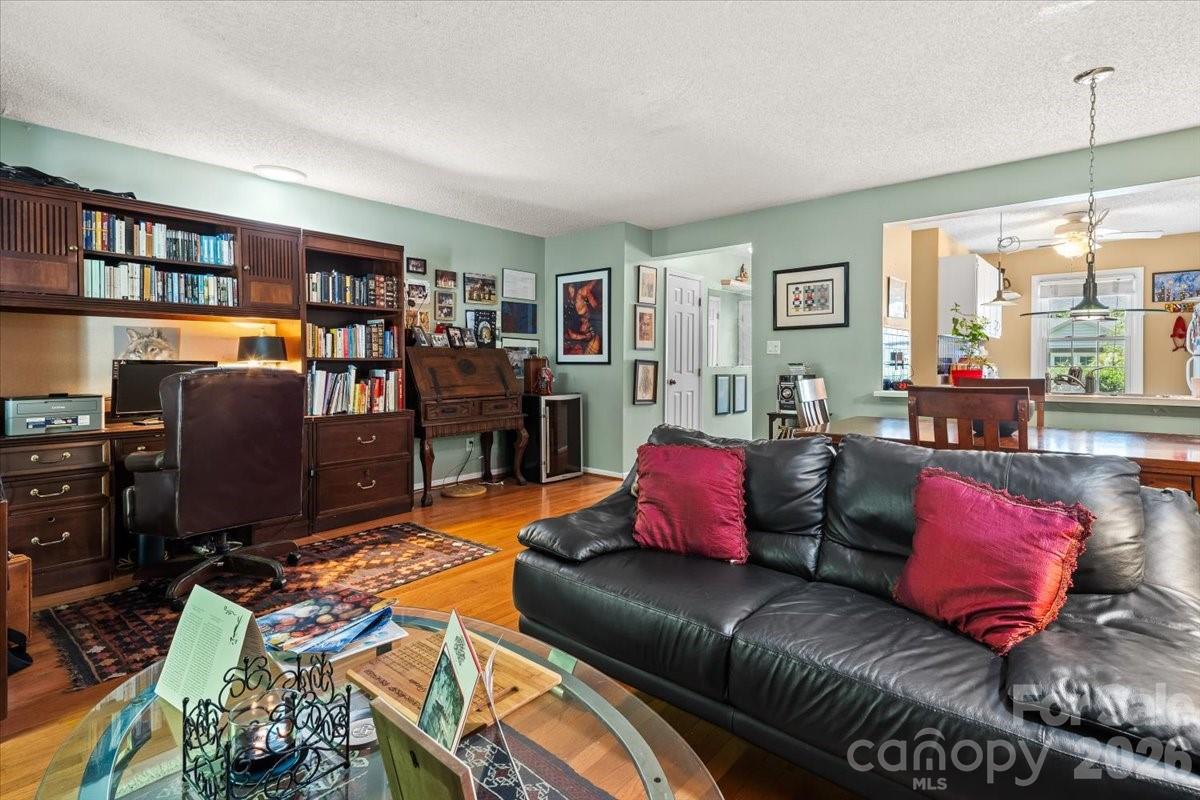 39 Wildwood Avenue — Asheville