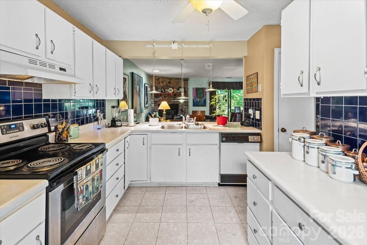 39 Wildwood Avenue — Asheville