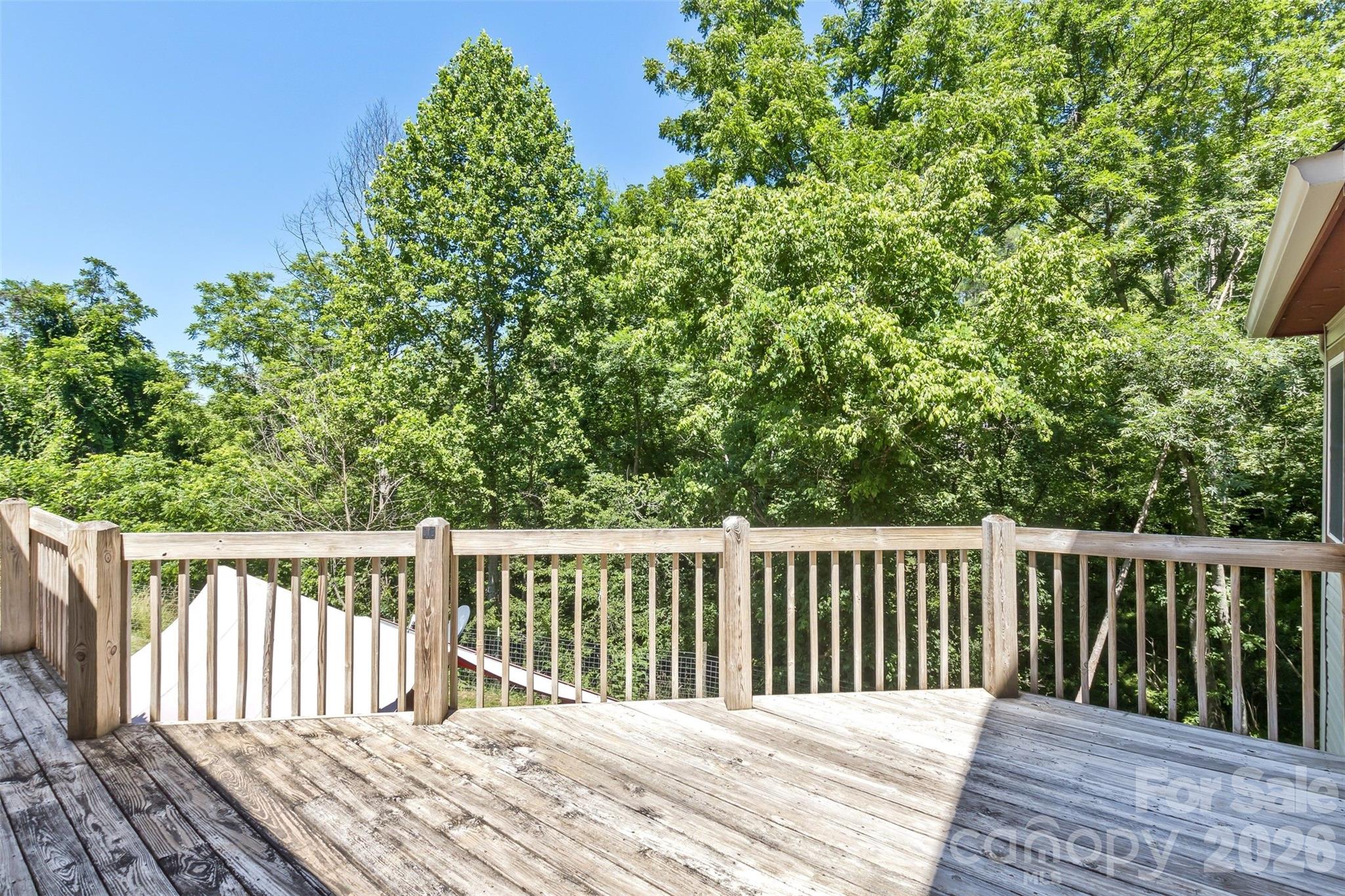 15 Village Green Drive — Alexander