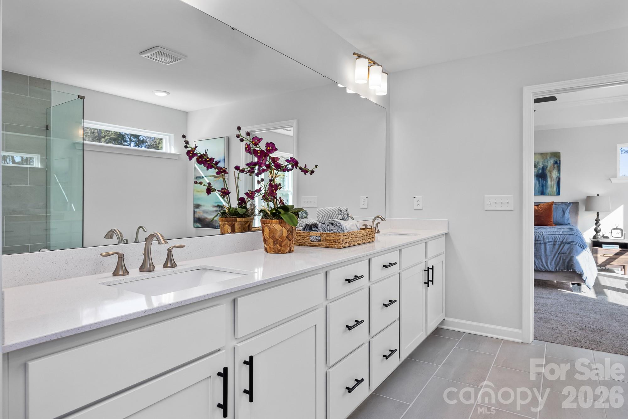 2935 audubon Ridge #30 — Belmont