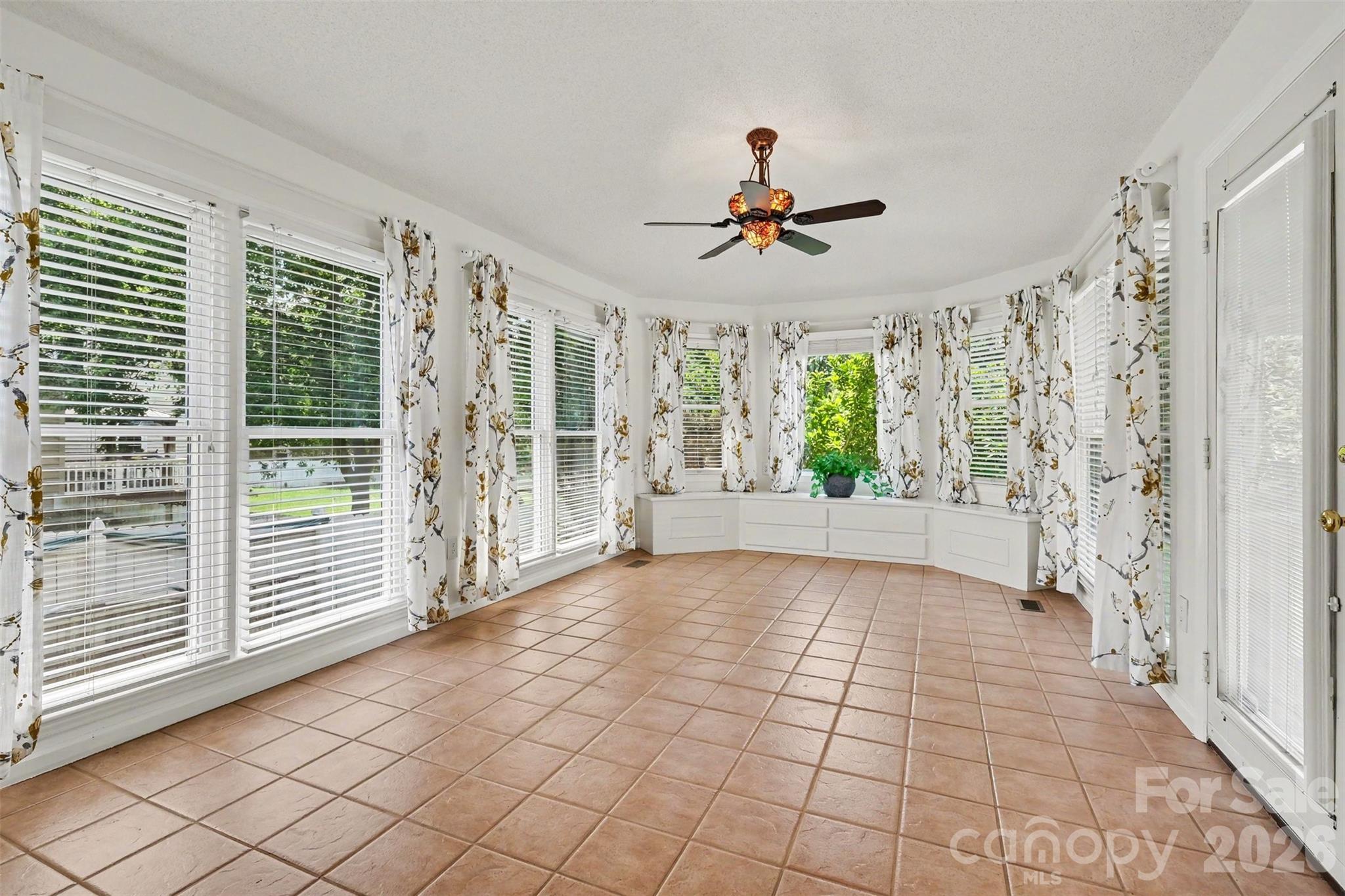 4368 Mackenzie Court SW — Concord
