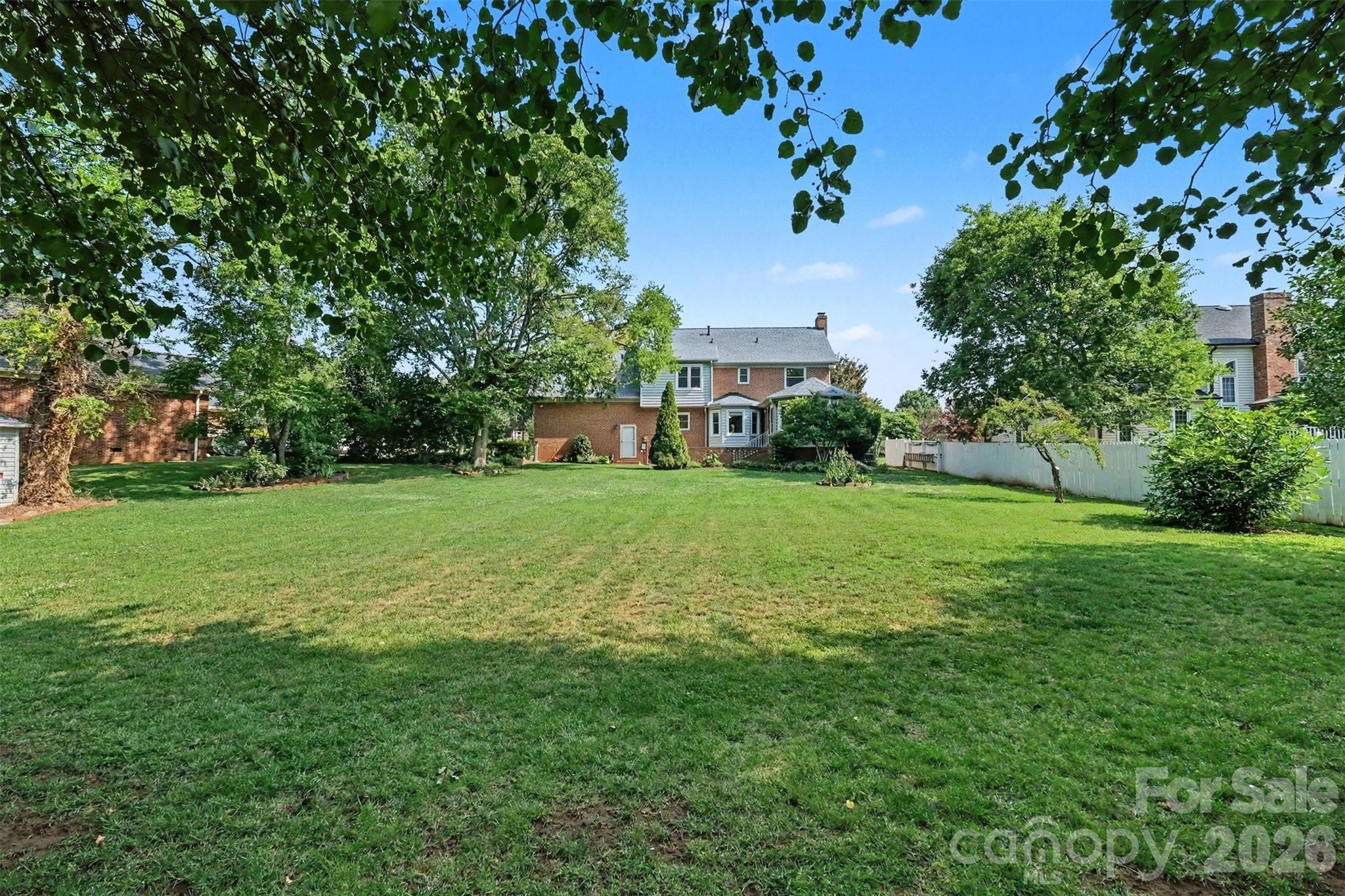 4368 Mackenzie Court SW — Concord