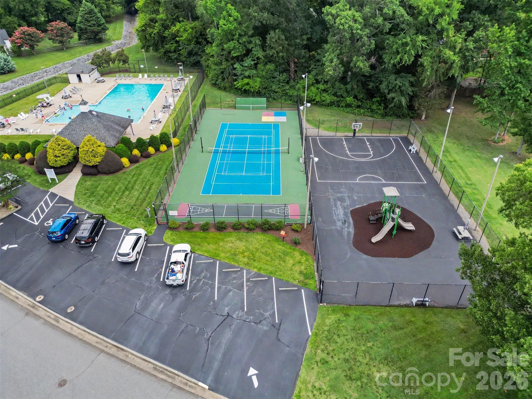 4368 Mackenzie Court SW — Concord