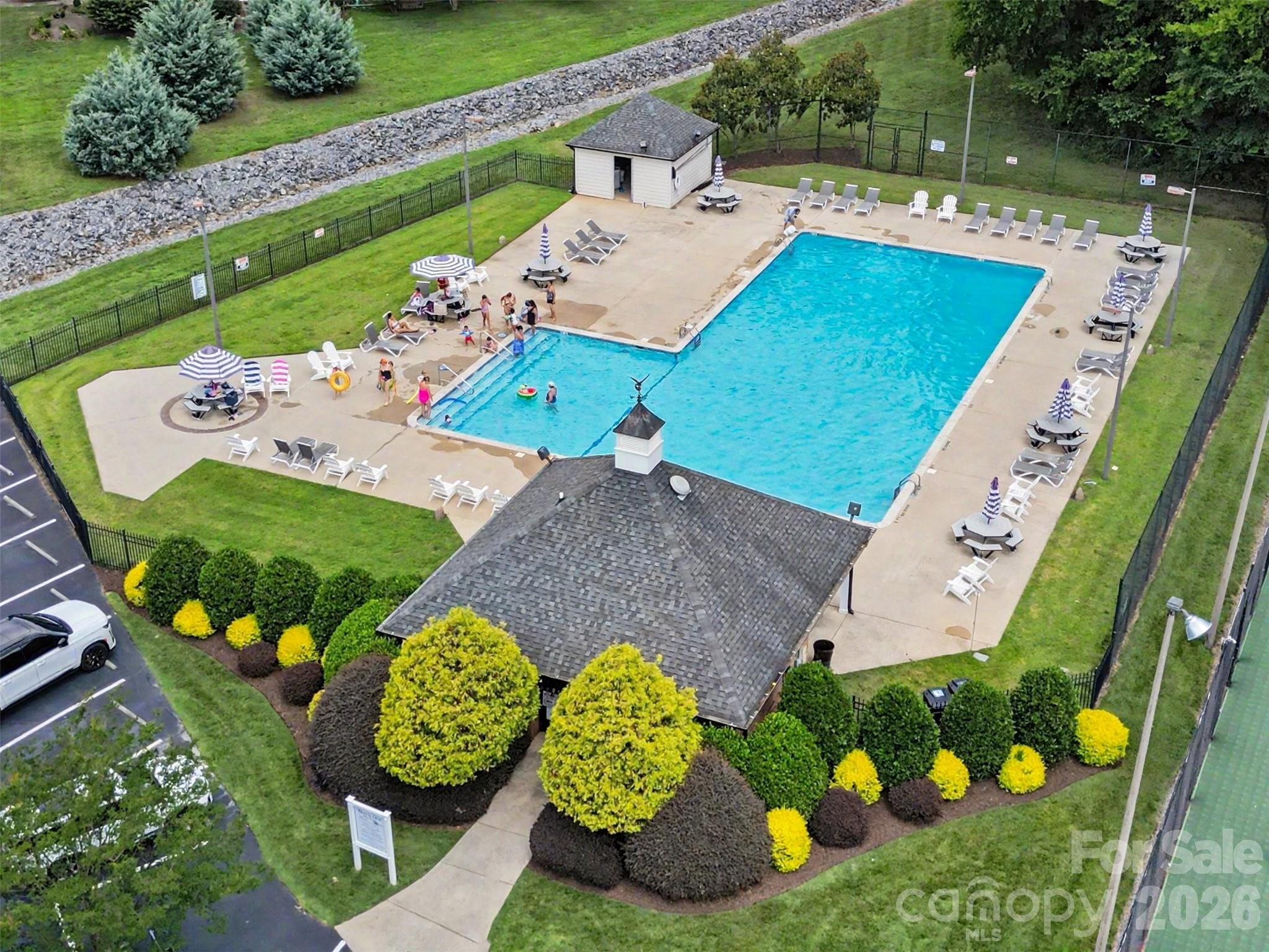 4368 Mackenzie Court SW — Concord