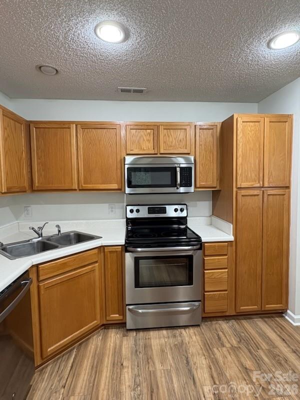 10049 University Park Lane — Charlotte
