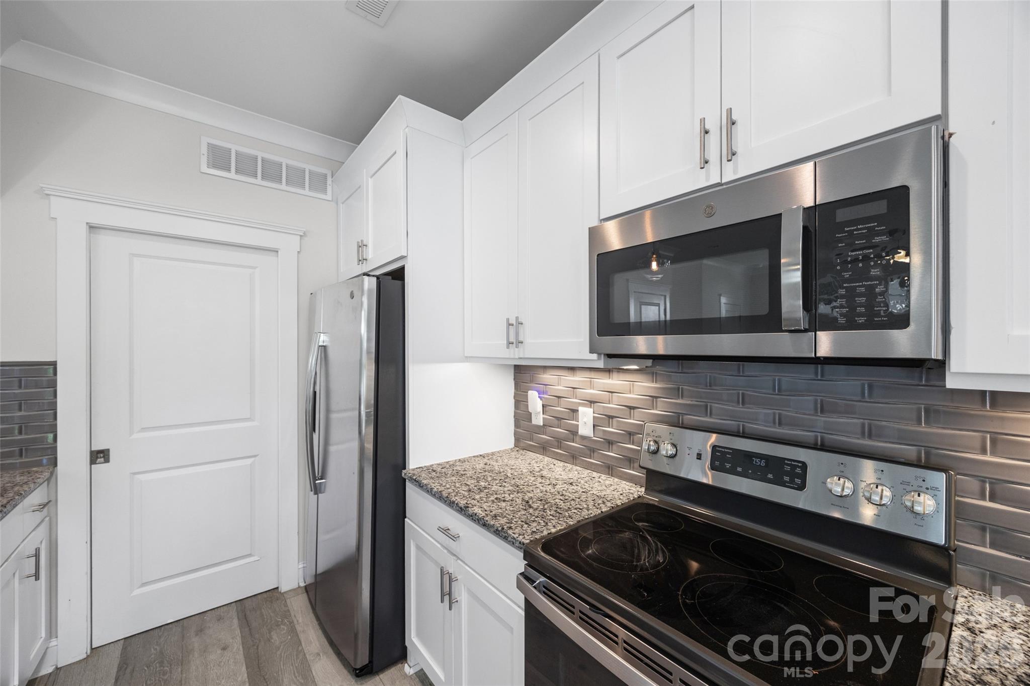 1512 Norris Avenue — Charlotte