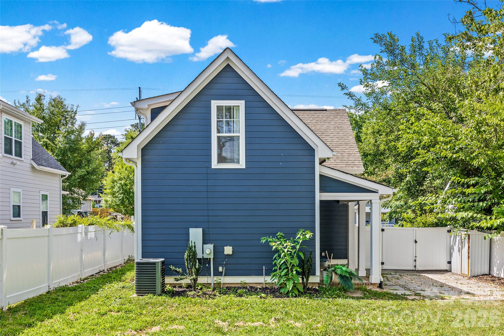 1512 Norris Avenue — Charlotte