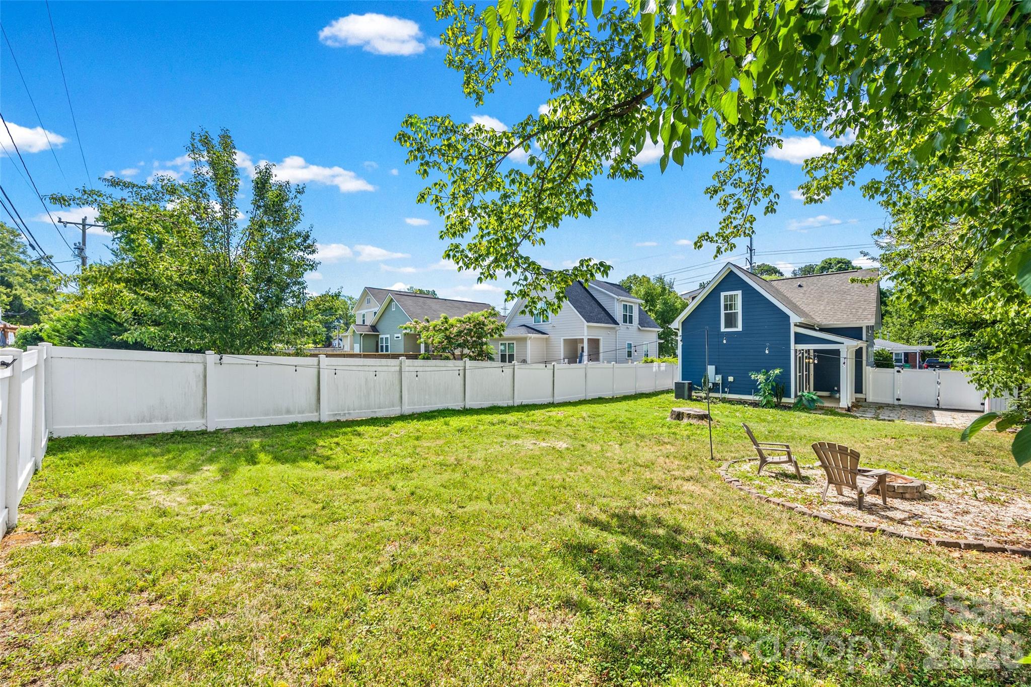 1512 Norris Avenue — Charlotte