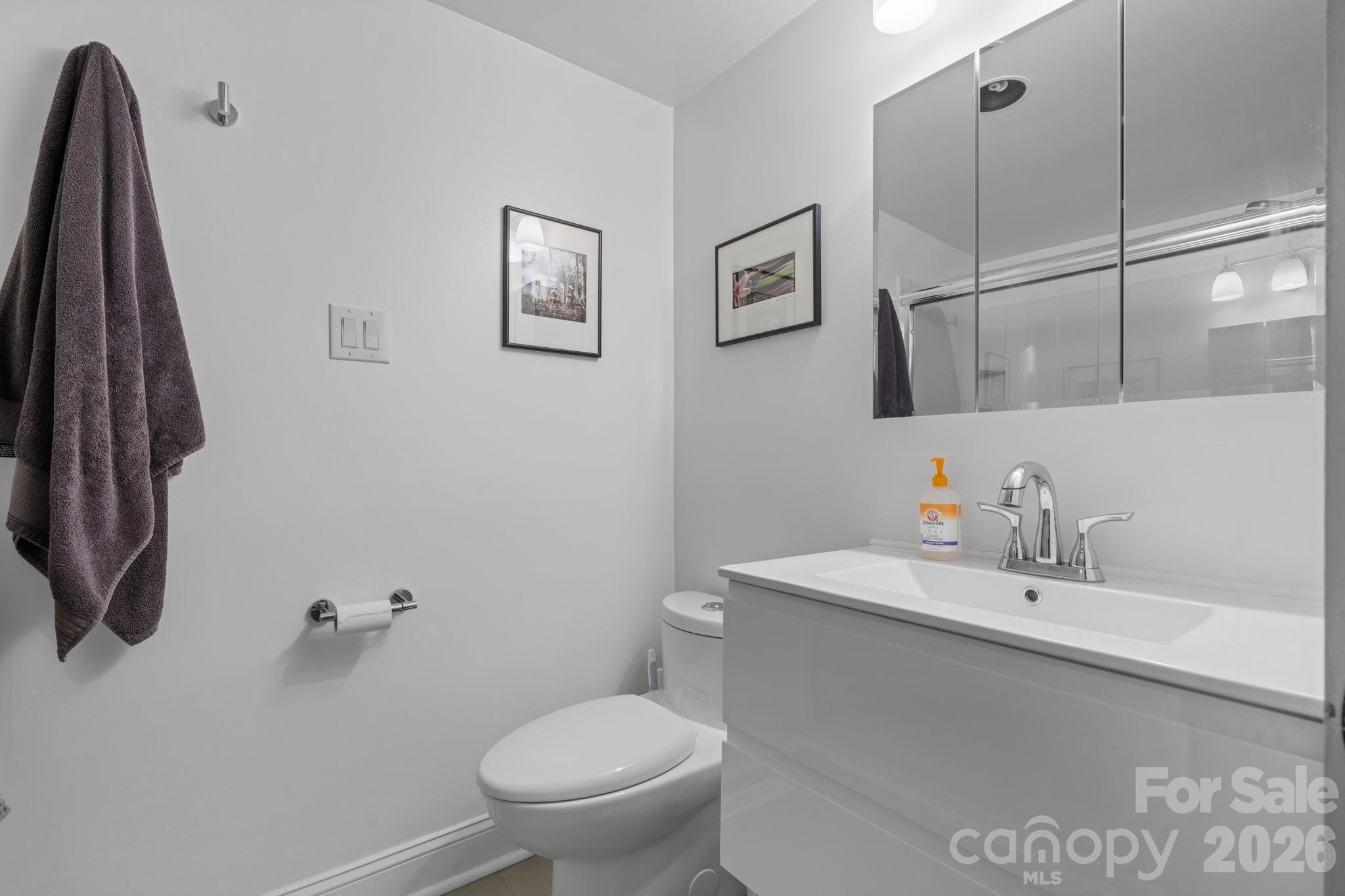 705 West Union Street — Morganton