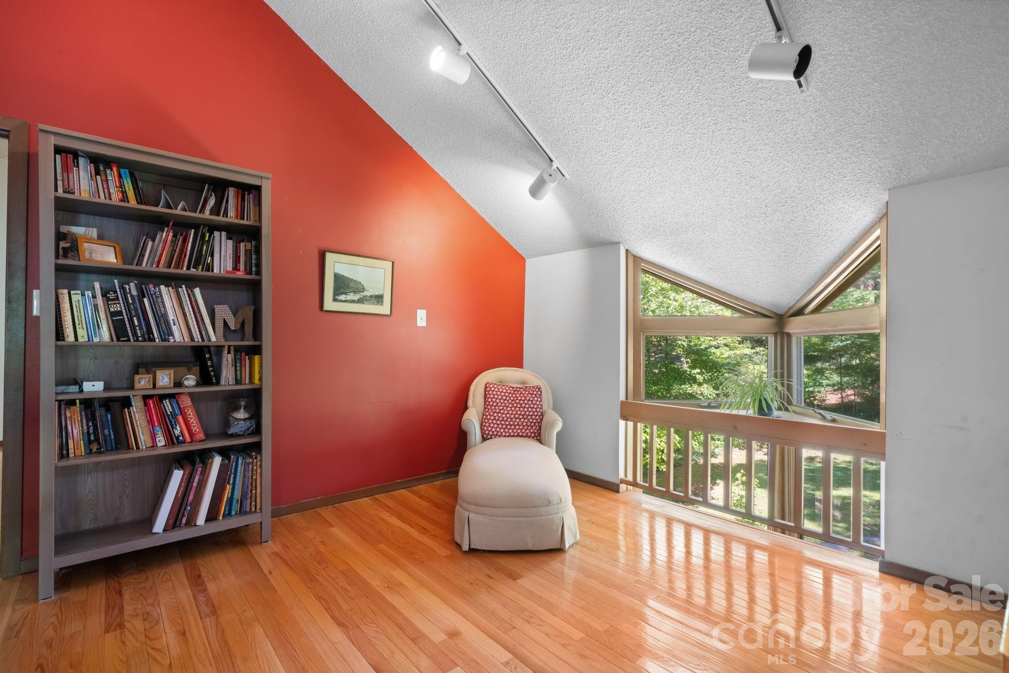705 West Union Street — Morganton