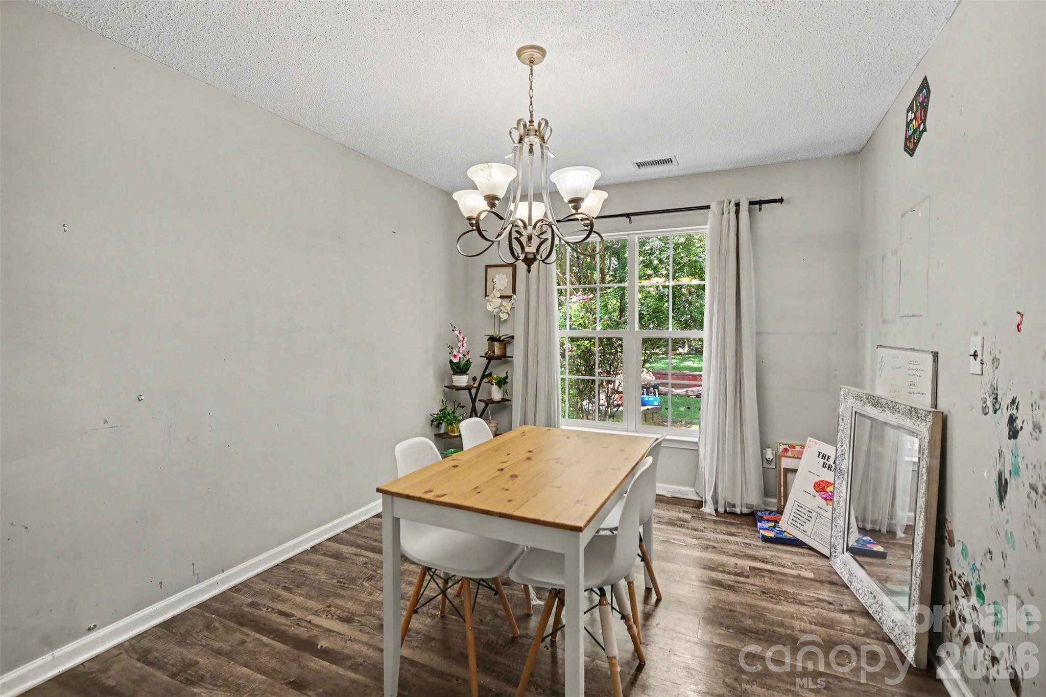 1529 Galesburg Street — Charlotte