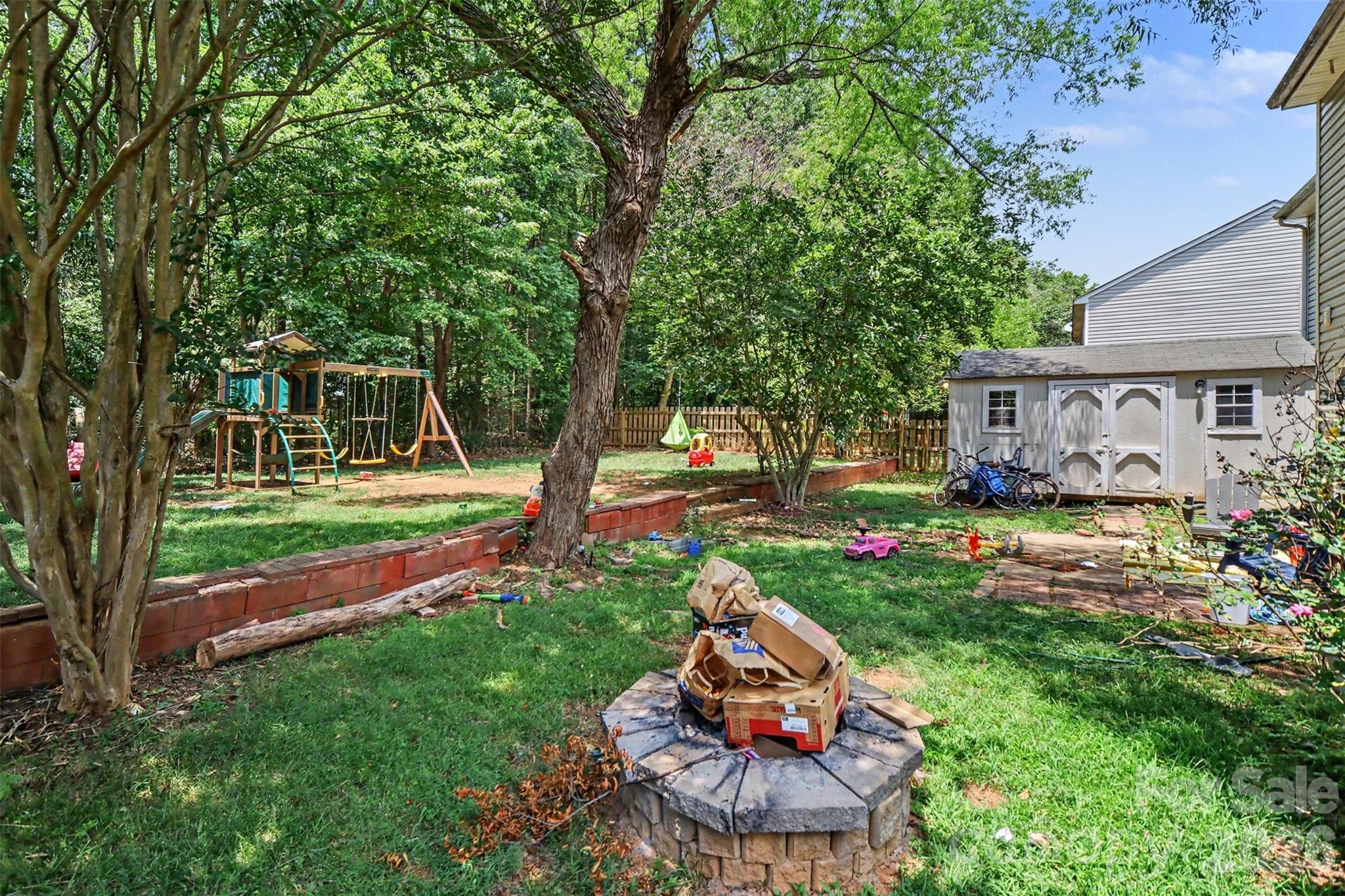 1529 Galesburg Street — Charlotte