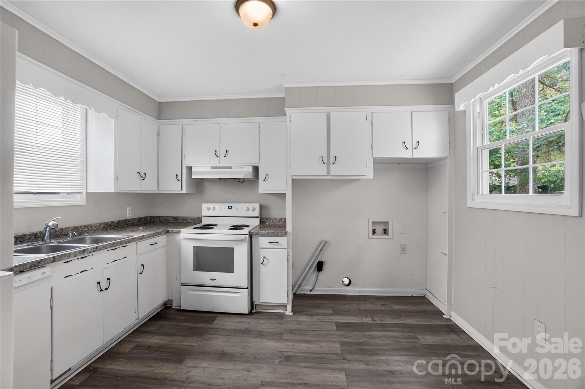 405 N Ransom Street — Gastonia
