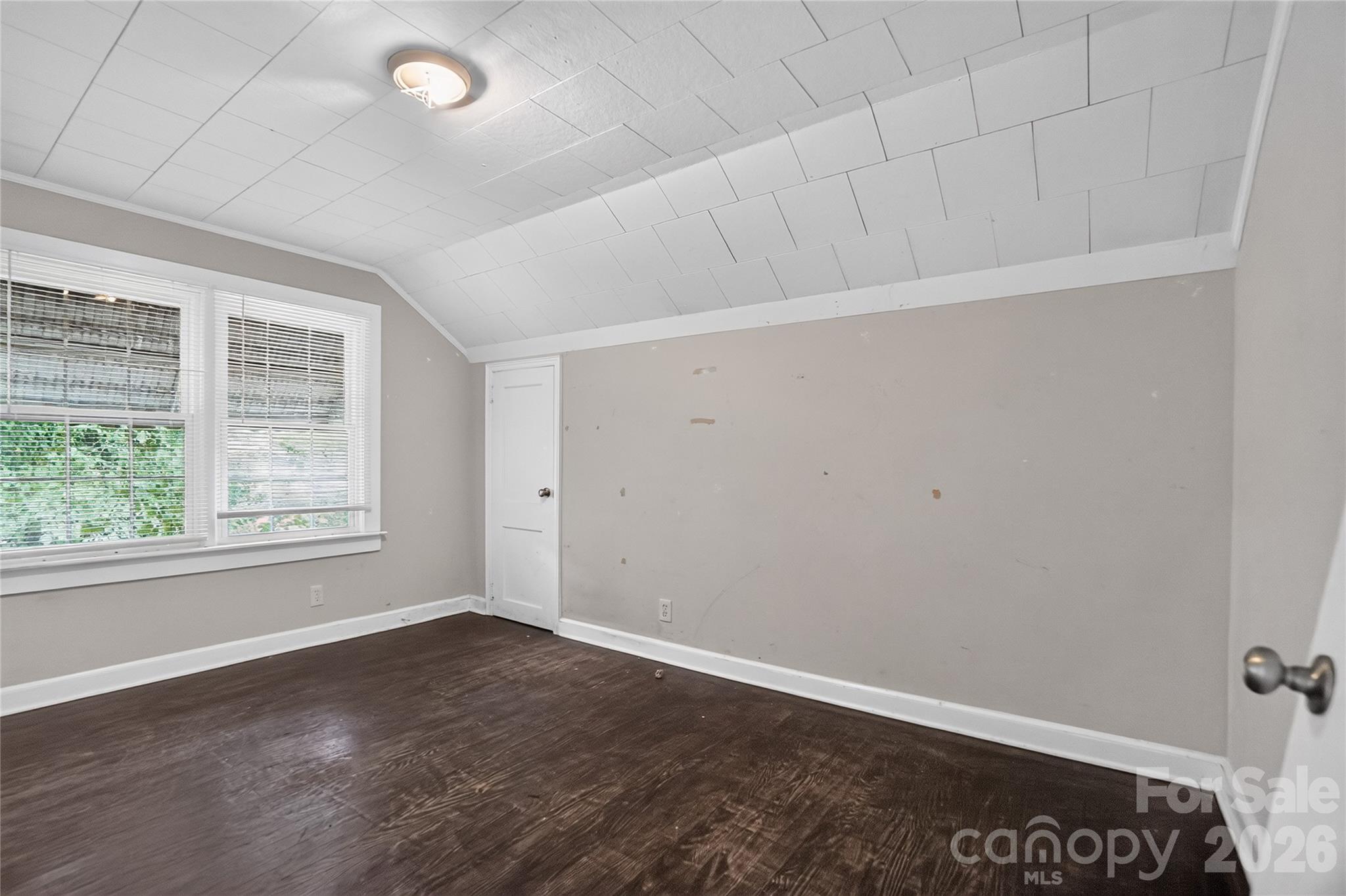 405 N Ransom Street — Gastonia