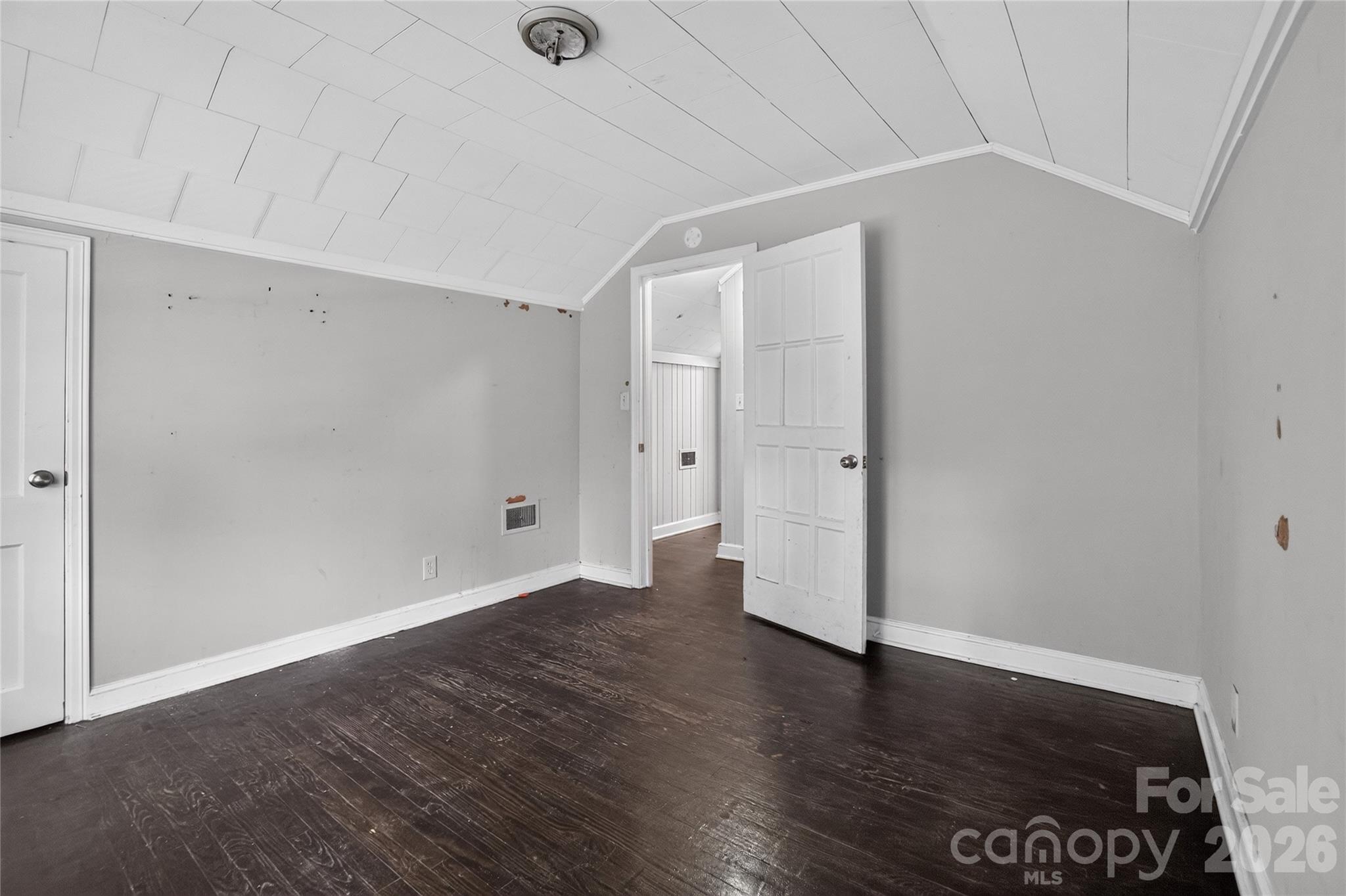 405 N Ransom Street — Gastonia