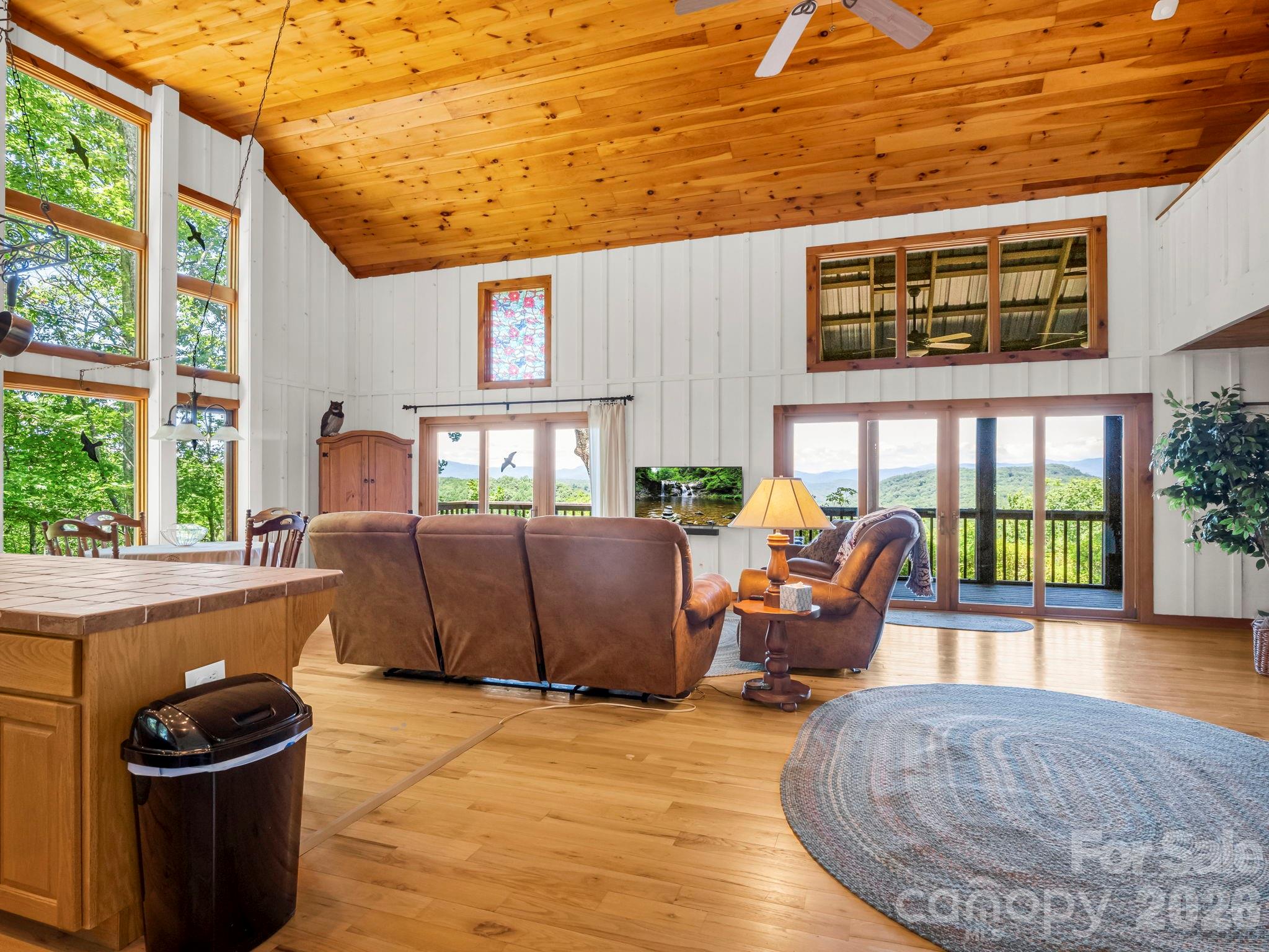 182 Antler Ridge — Rosman