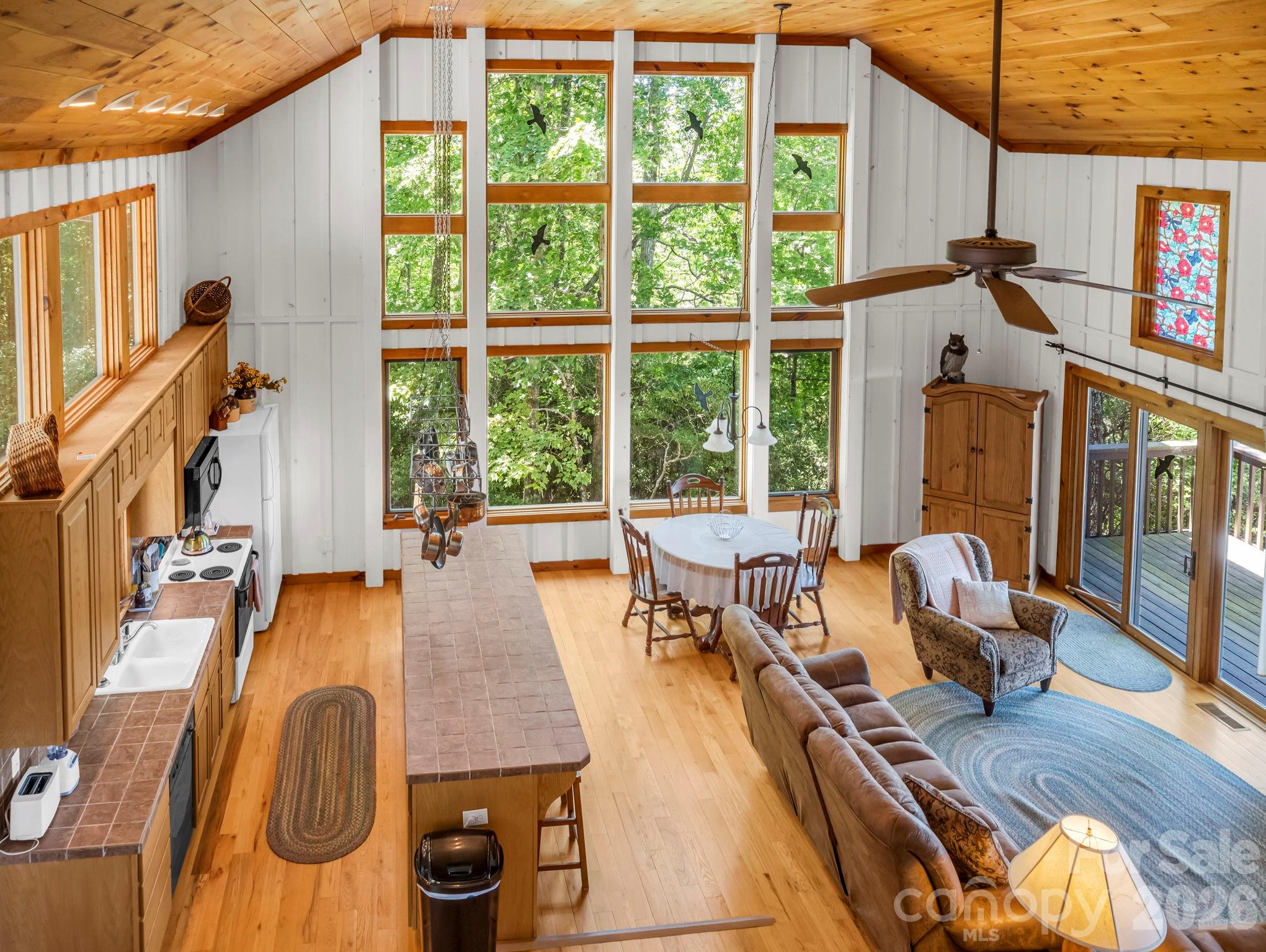182 Antler Ridge — Rosman