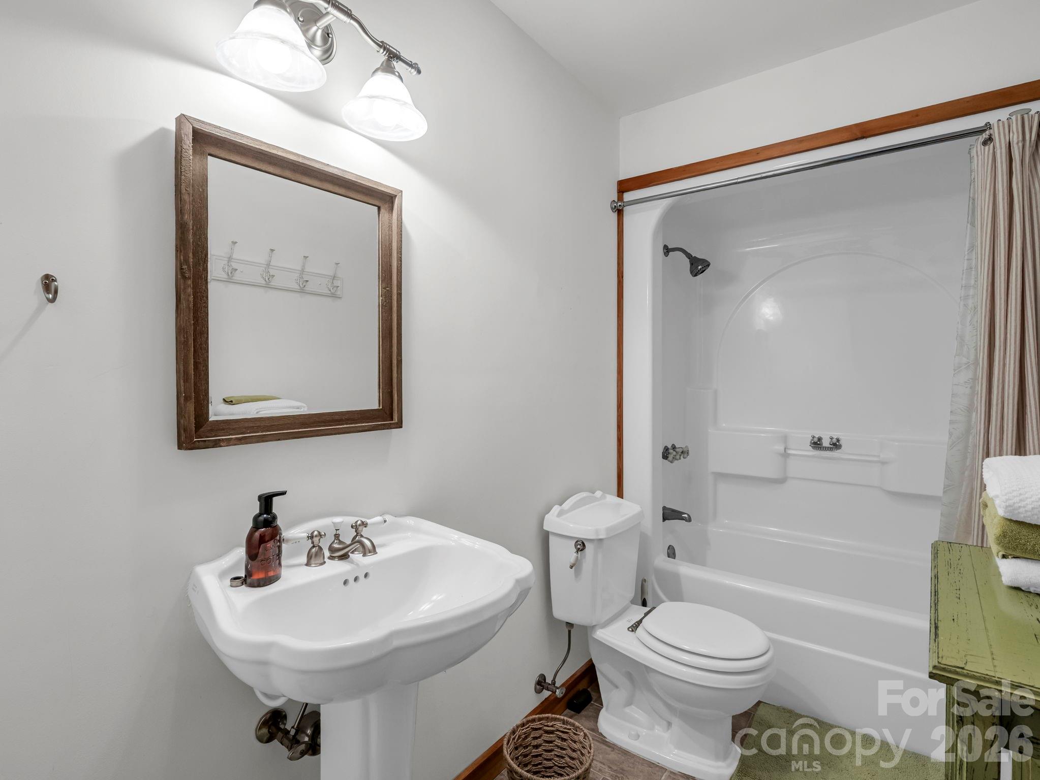 182 Antler Ridge — Rosman