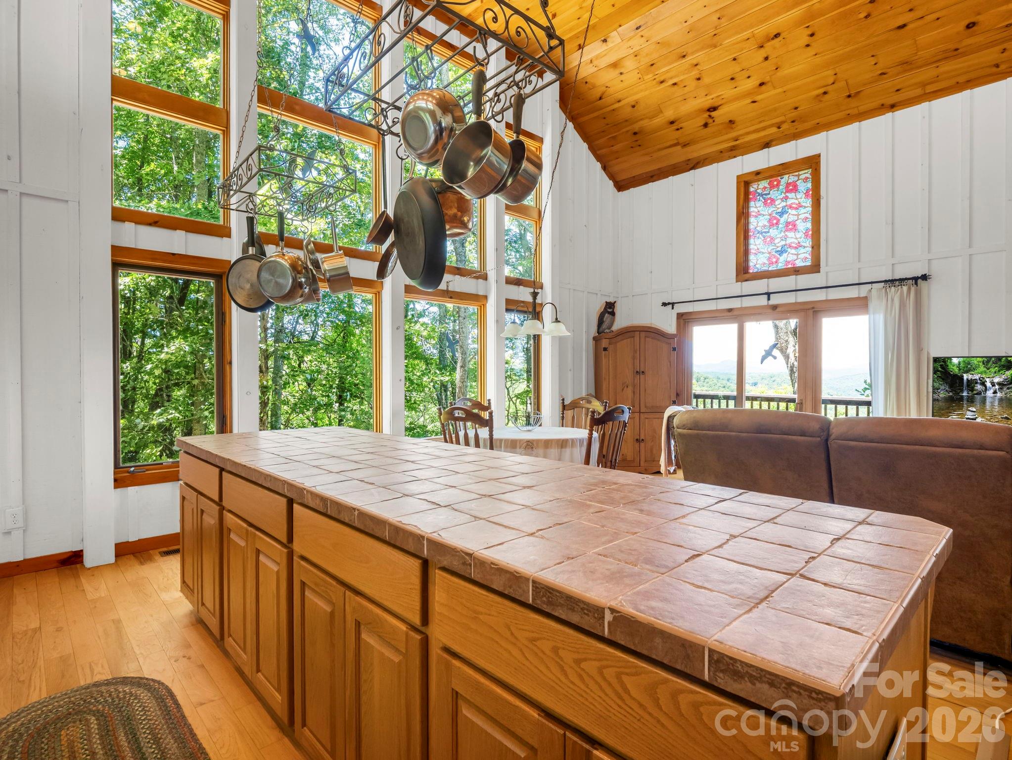 182 Antler Ridge — Rosman