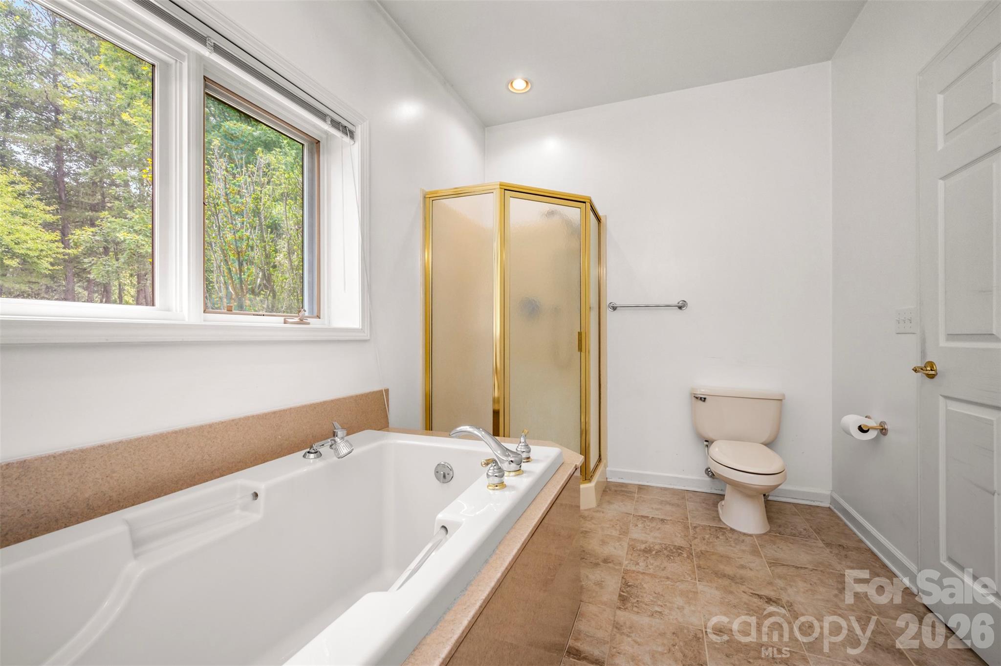 441 Lower Ridgeview Road — Columbus