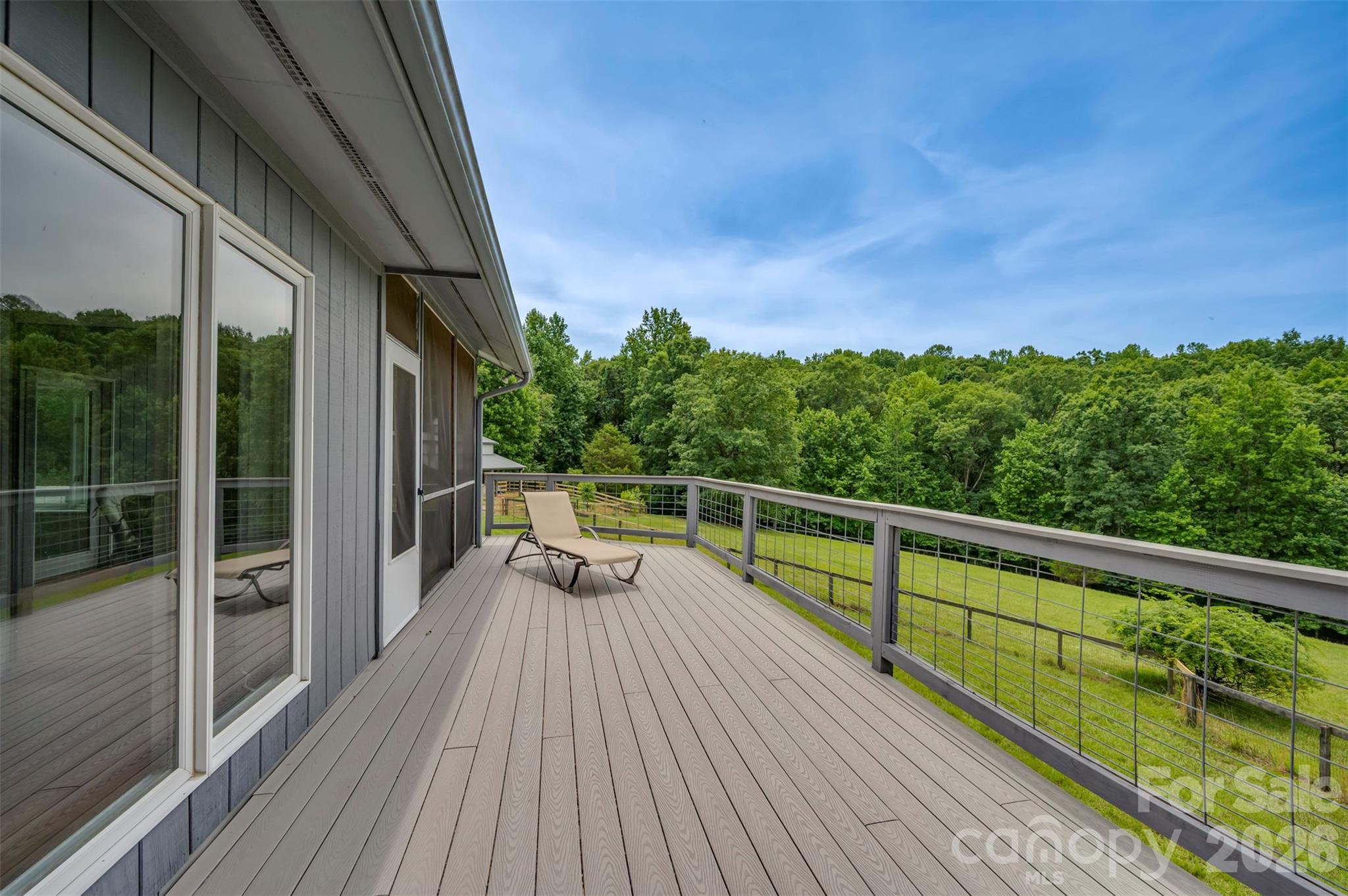 441 Lower Ridgeview Road — Columbus