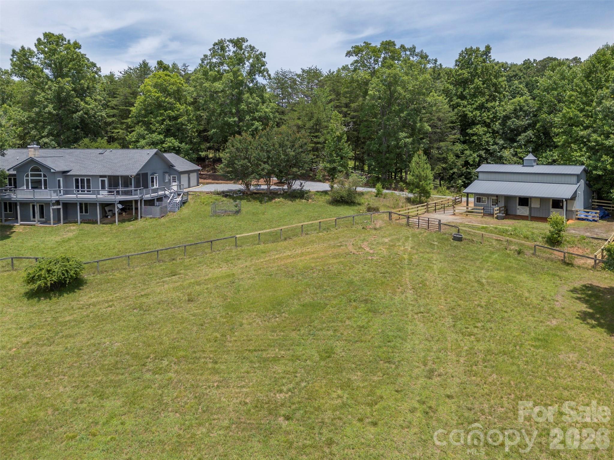 441 Lower Ridgeview Road — Columbus