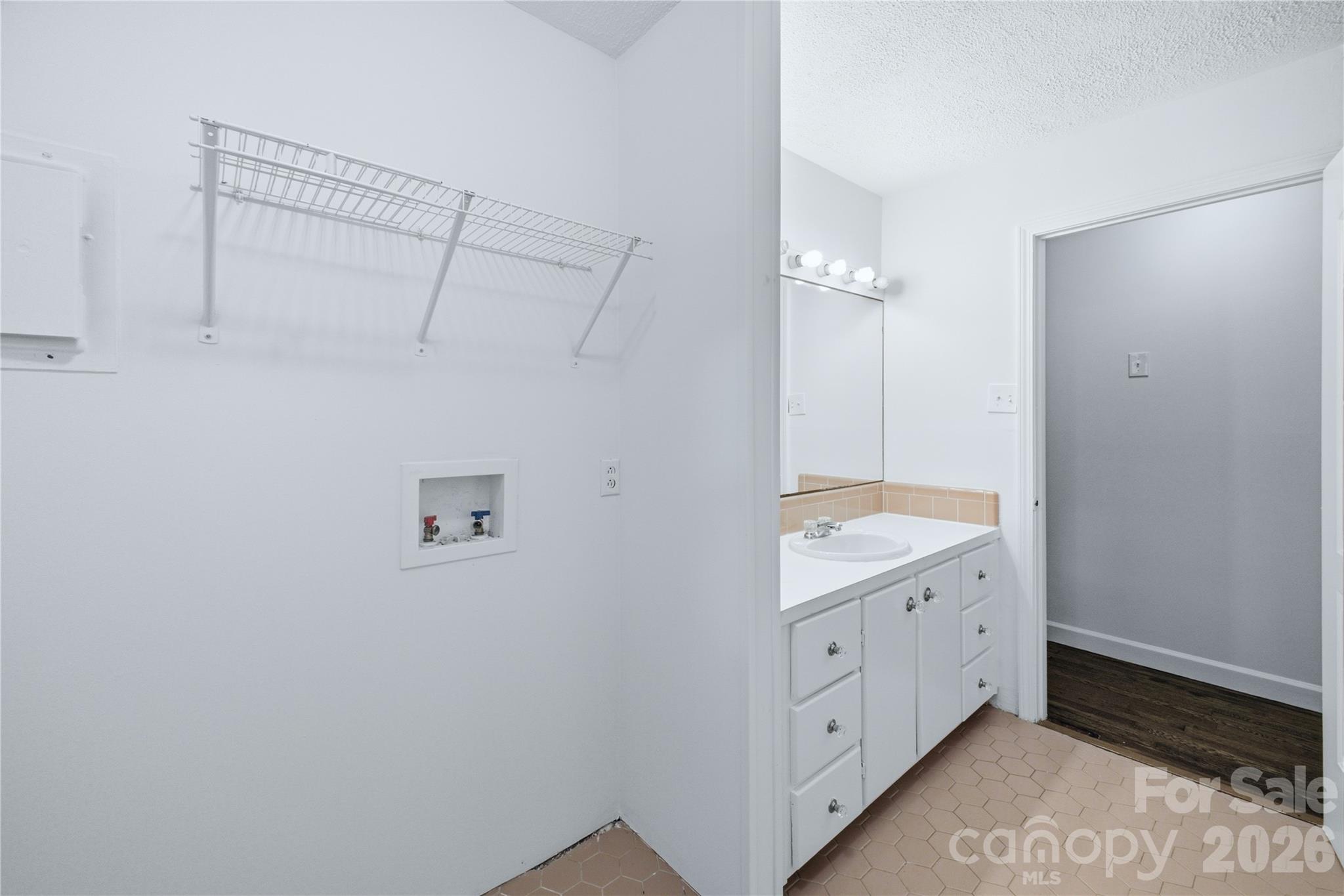 325 Grover Moore Place — Indian Trail