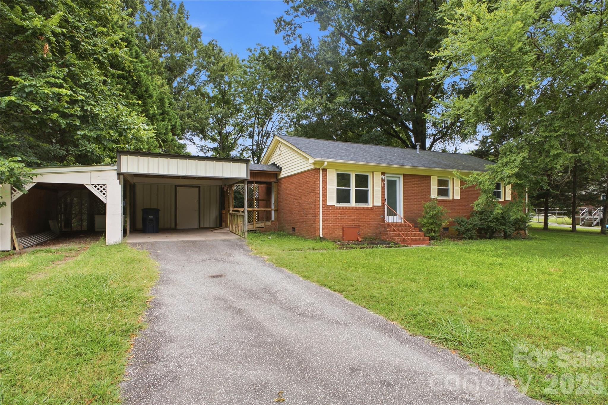 325 Grover Moore Place — Indian Trail