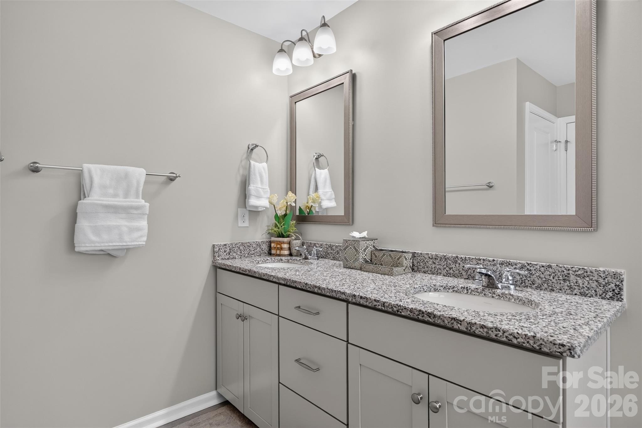 3009 Lydney Circle — Waxhaw