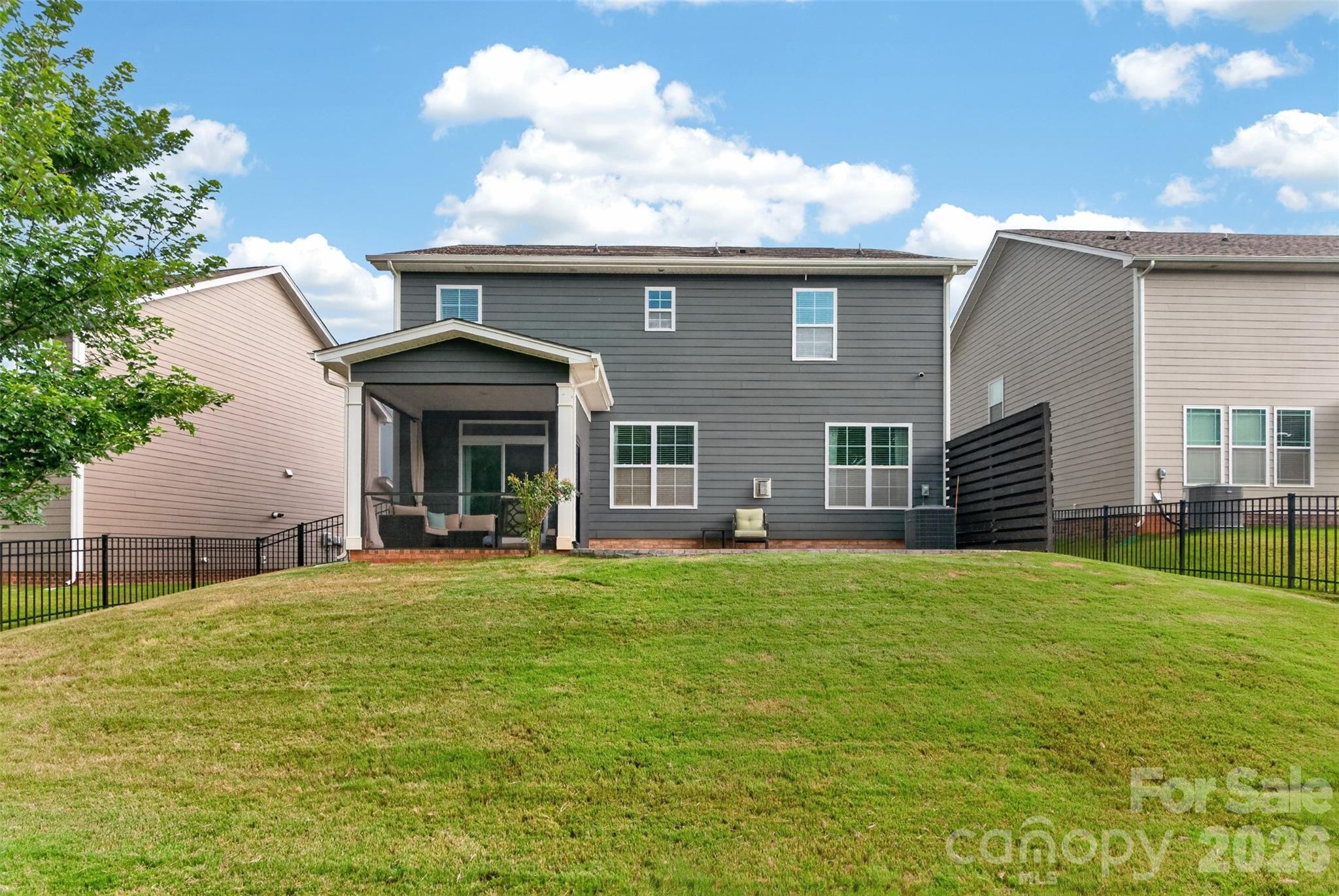 3009 Lydney Circle — Waxhaw