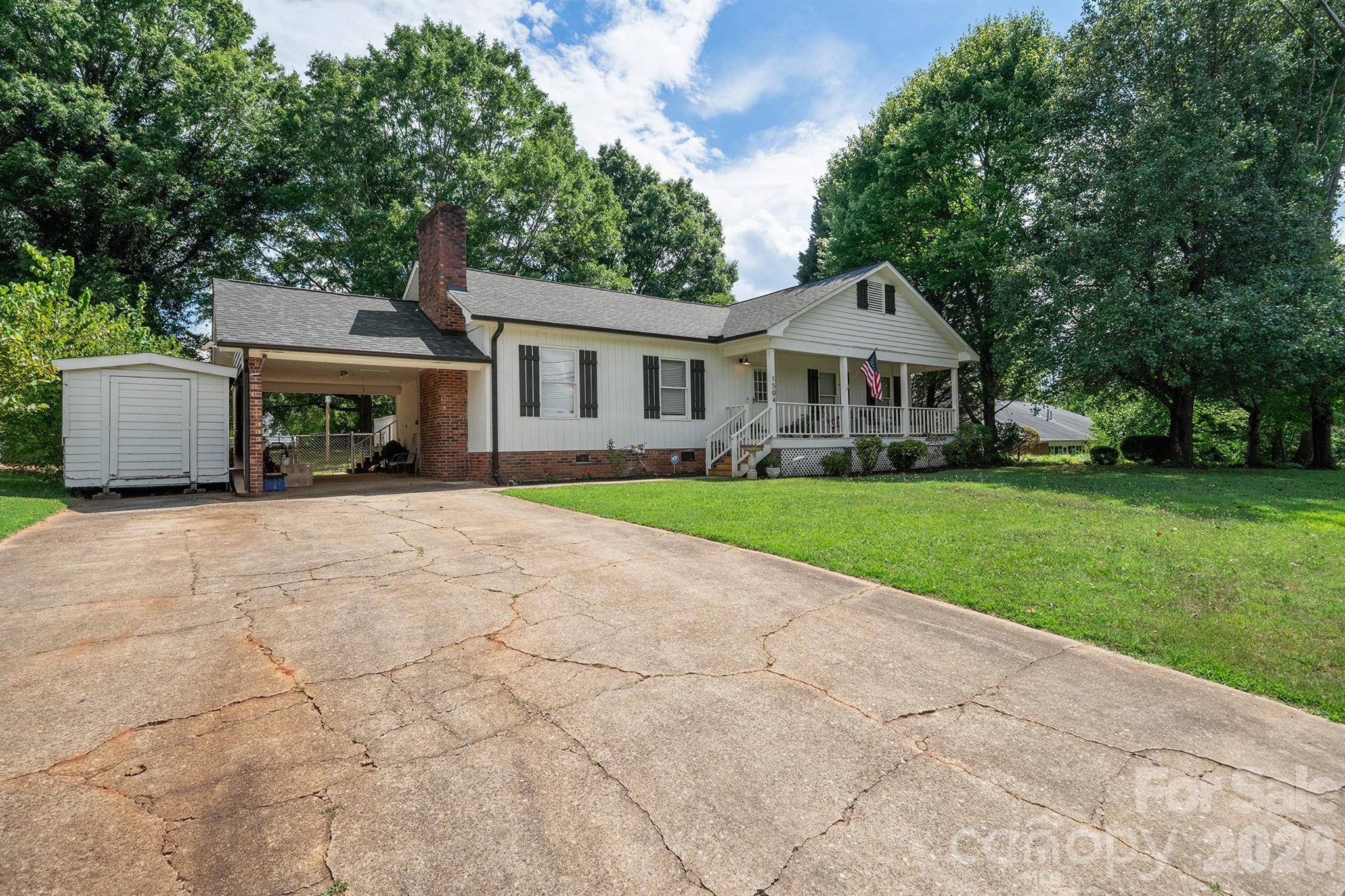 1504 2nd Street NE — Conover