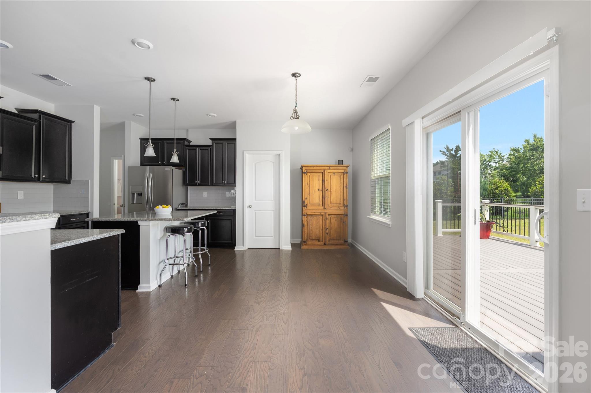 11119 Grenfell Avenue — Huntersville