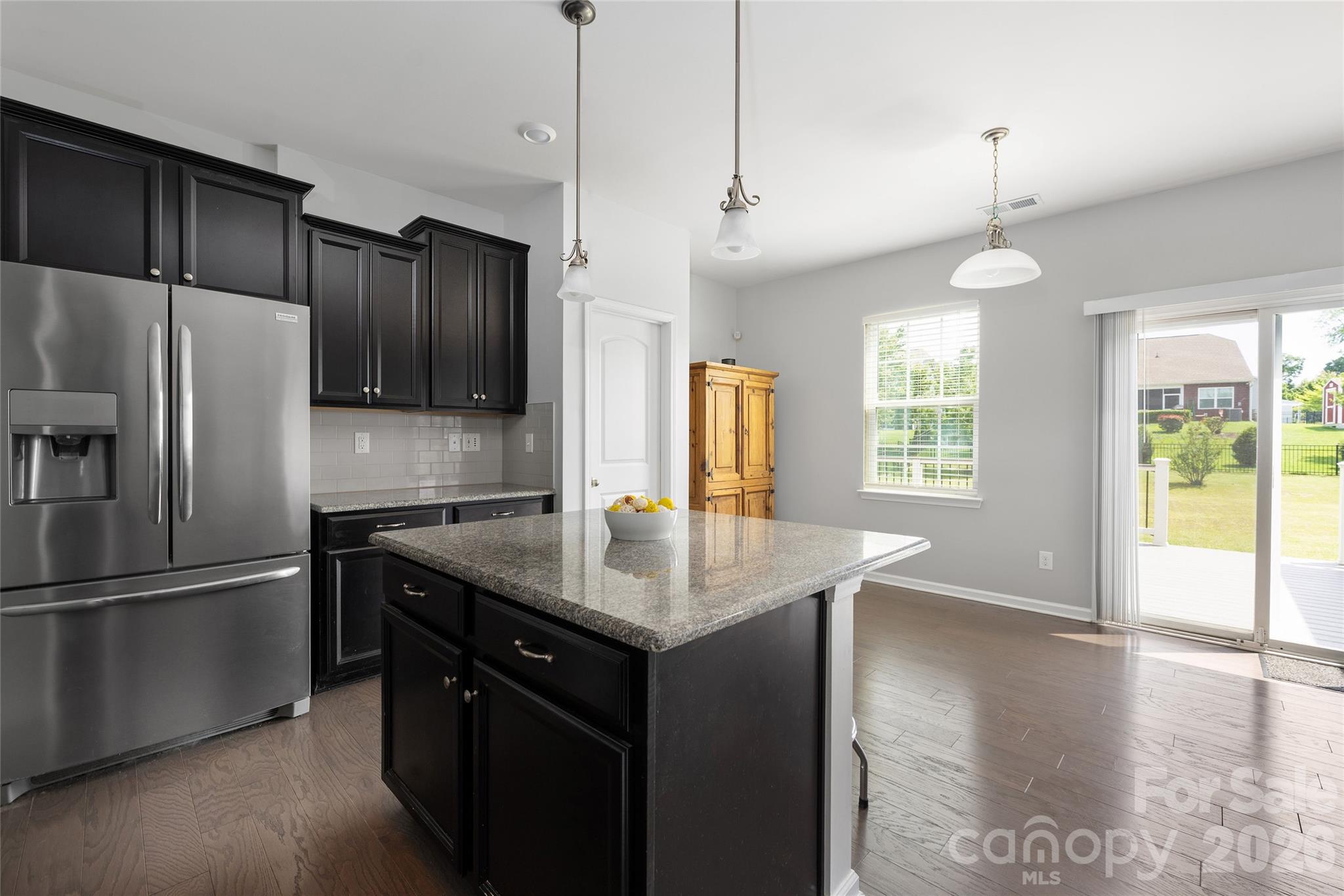 11119 Grenfell Avenue — Huntersville