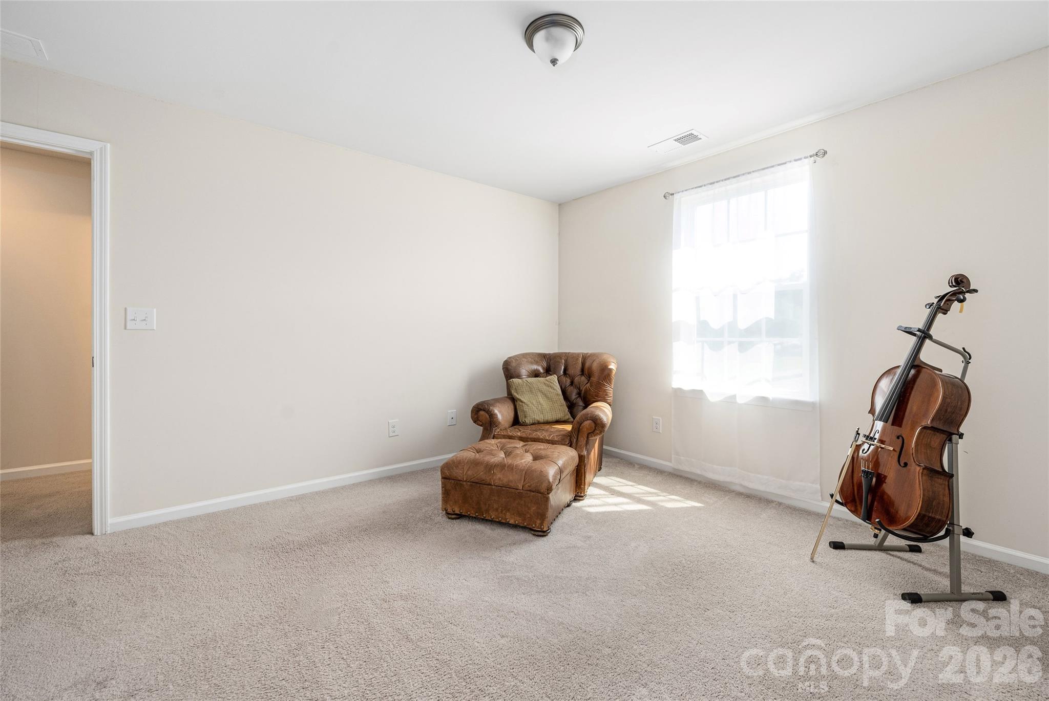 11119 Grenfell Avenue — Huntersville