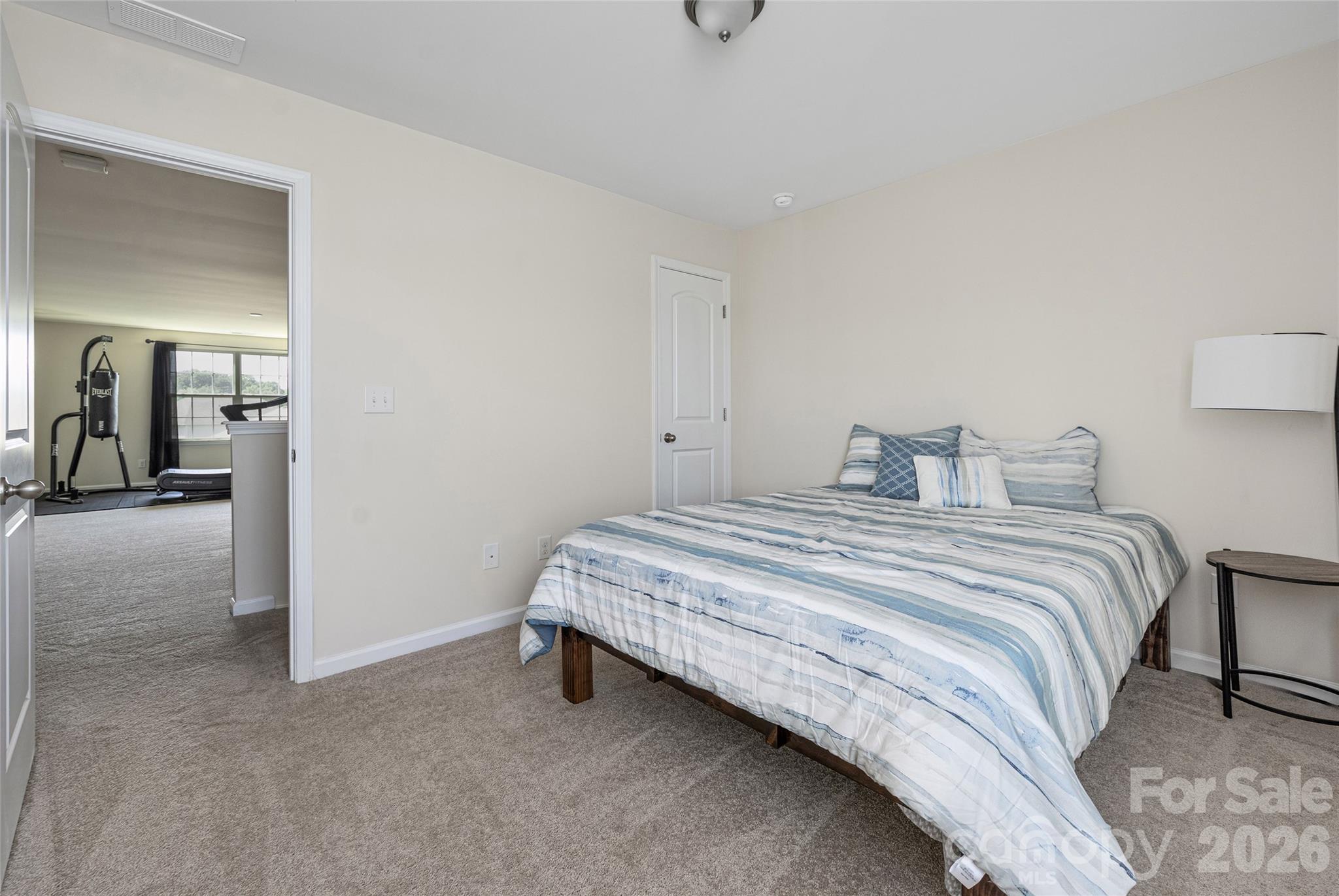 11119 Grenfell Avenue — Huntersville