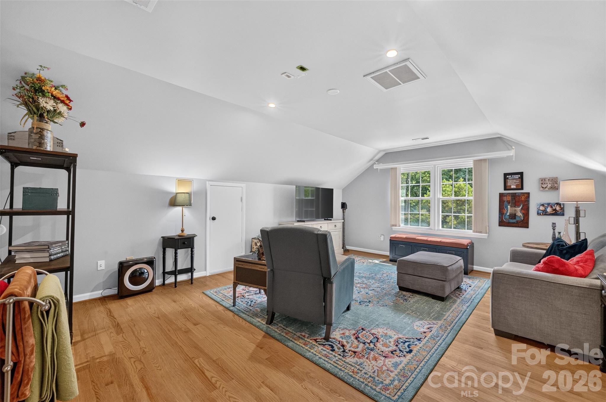 5843 Potomac Drive NW — Concord