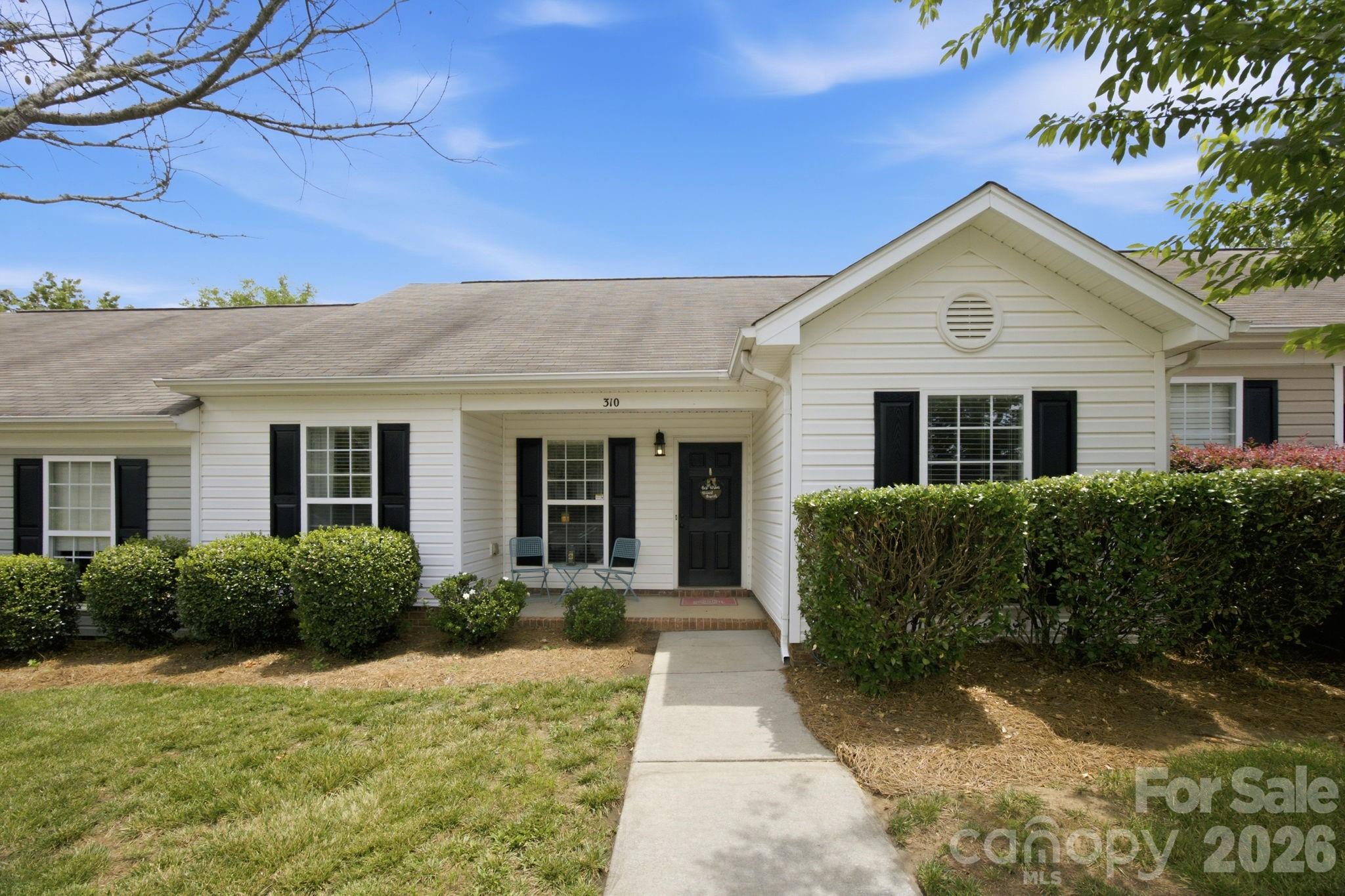 310 Gamesford Lane — Fort Mill