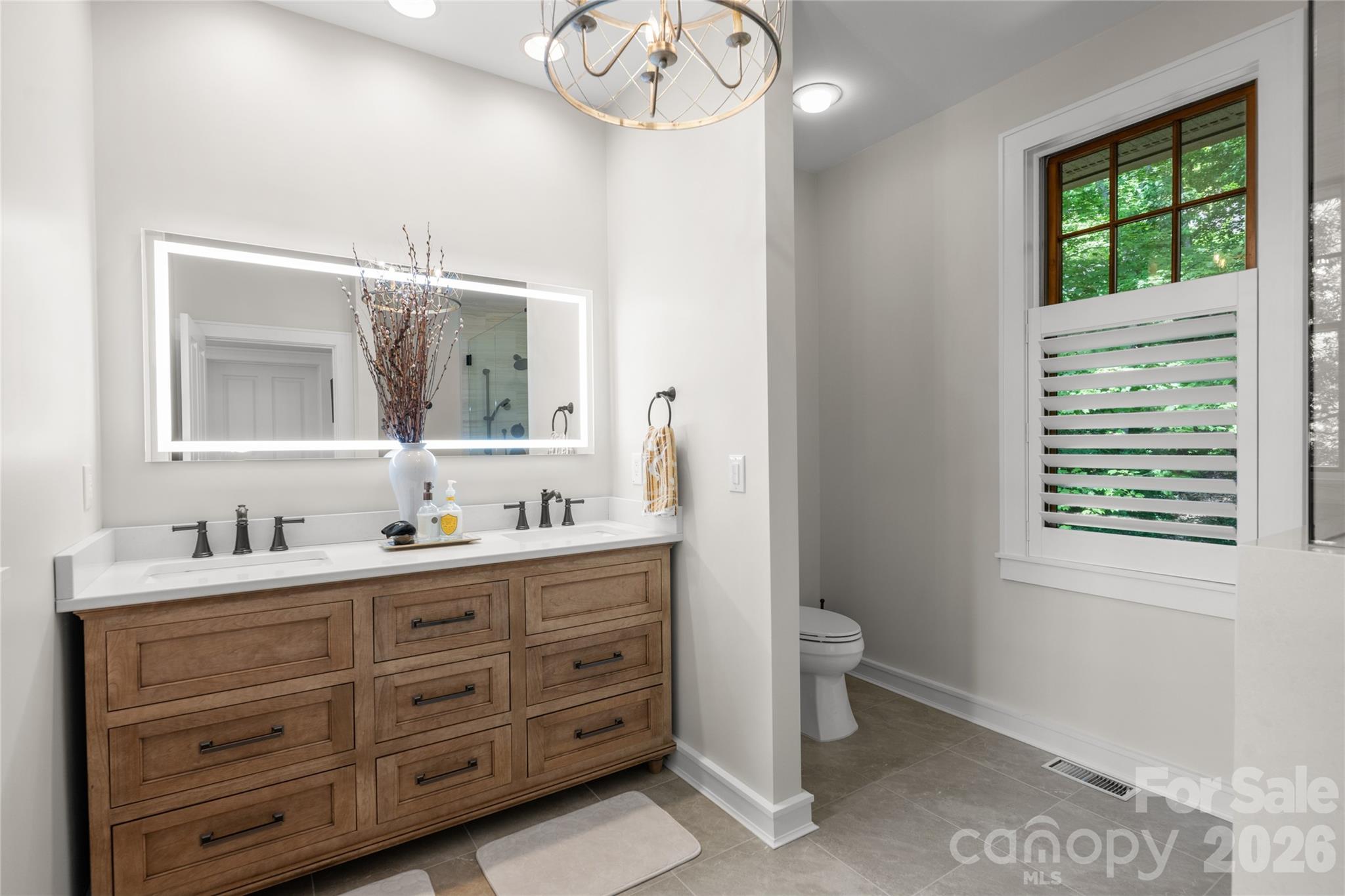 100 Meadow Ridge Drive — Lake Toxaway