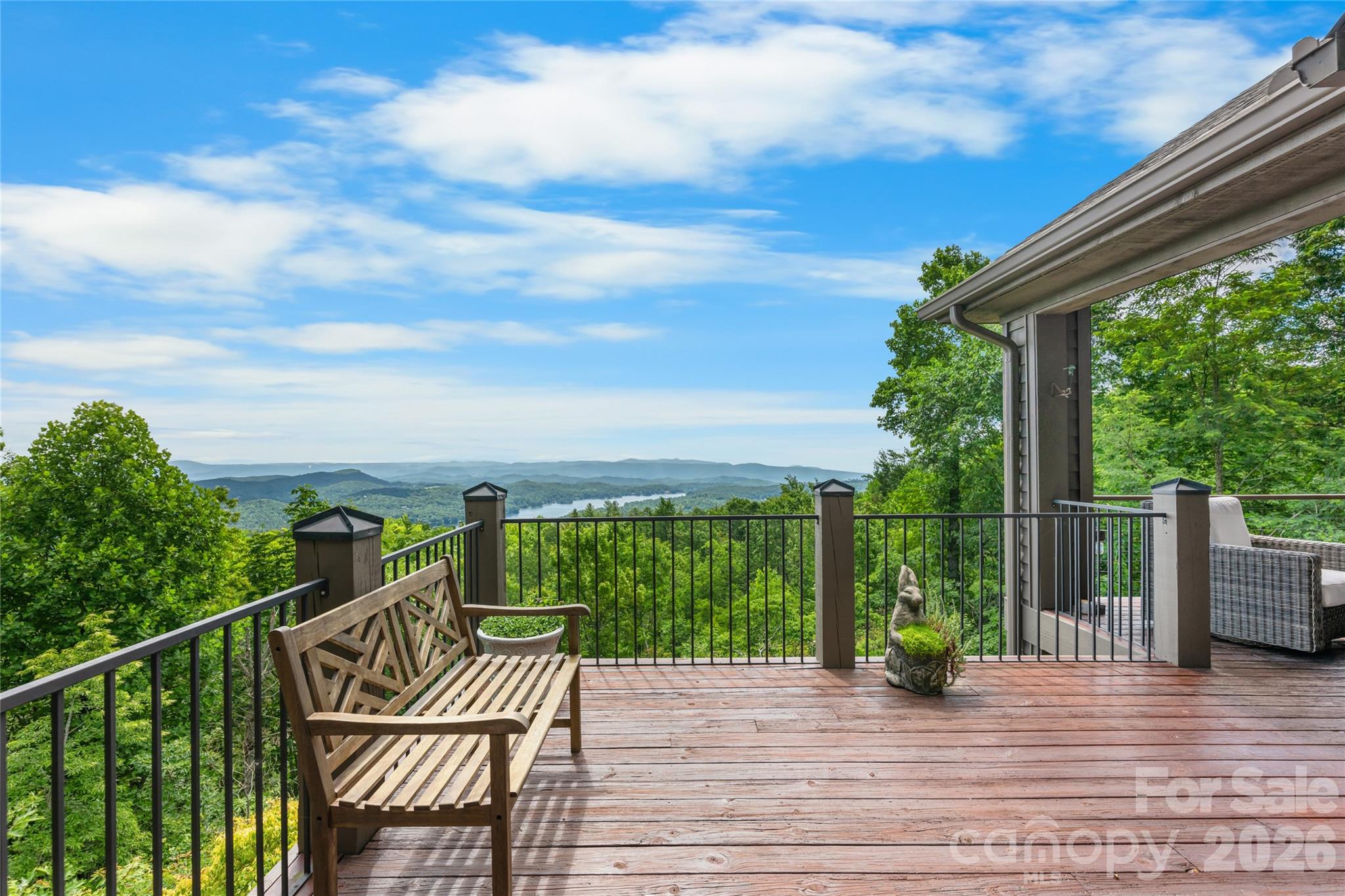100 Meadow Ridge Drive — Lake Toxaway
