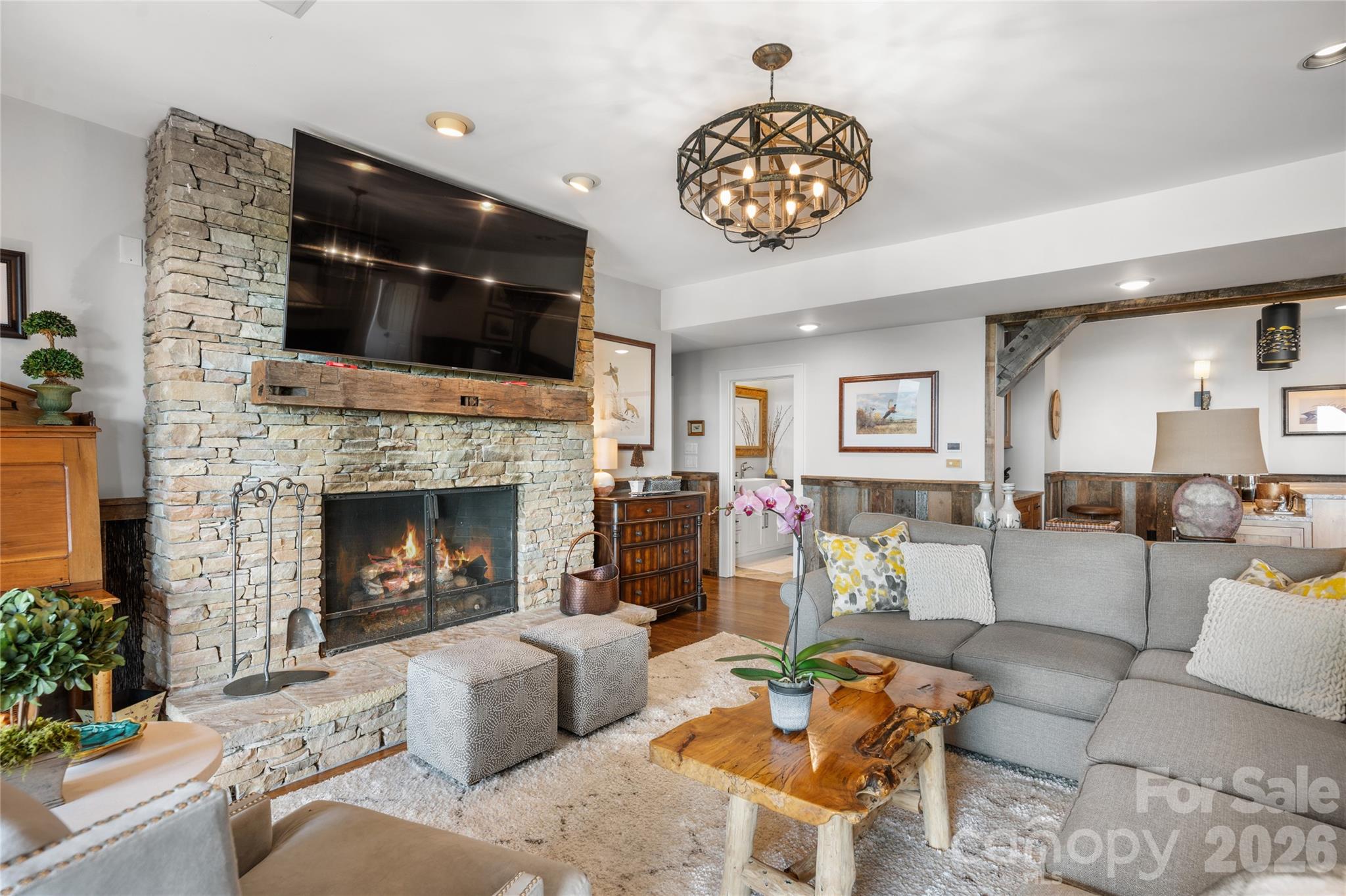 100 Meadow Ridge Drive — Lake Toxaway