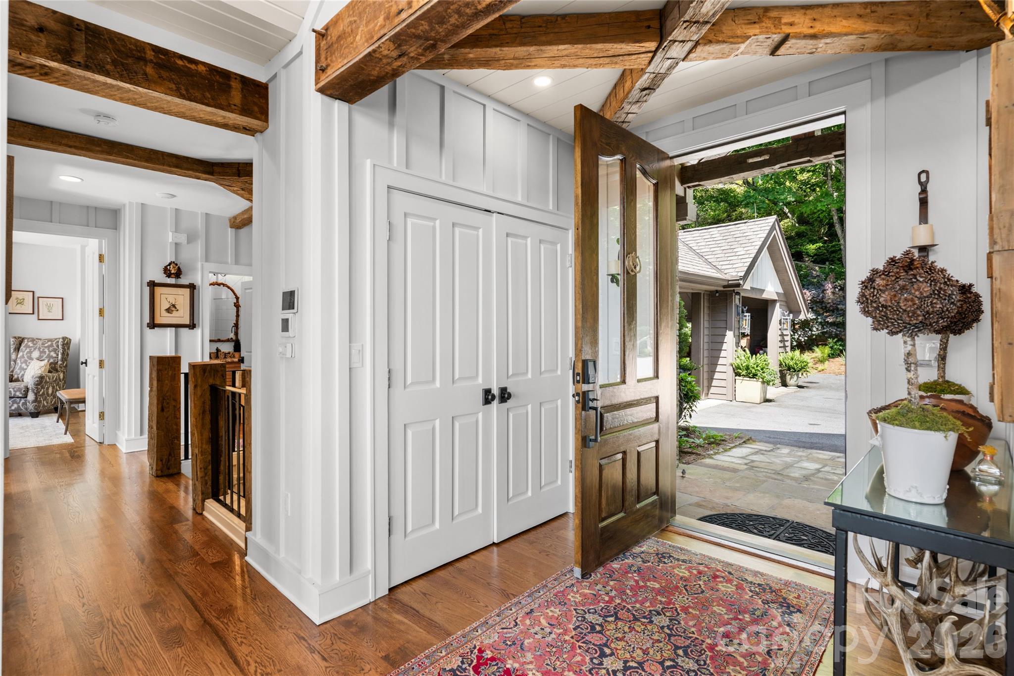 100 Meadow Ridge Drive — Lake Toxaway