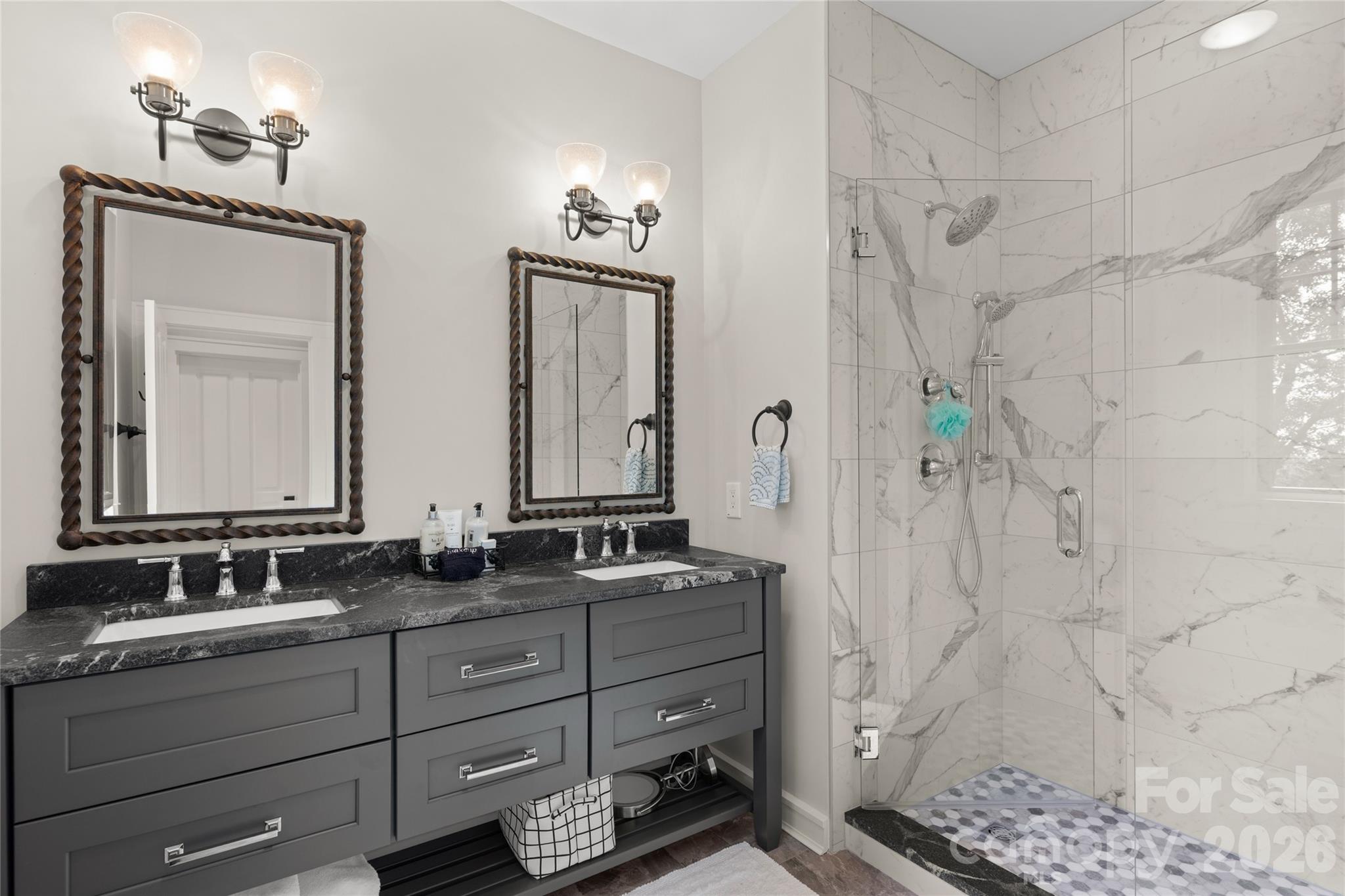 100 Meadow Ridge Drive — Lake Toxaway